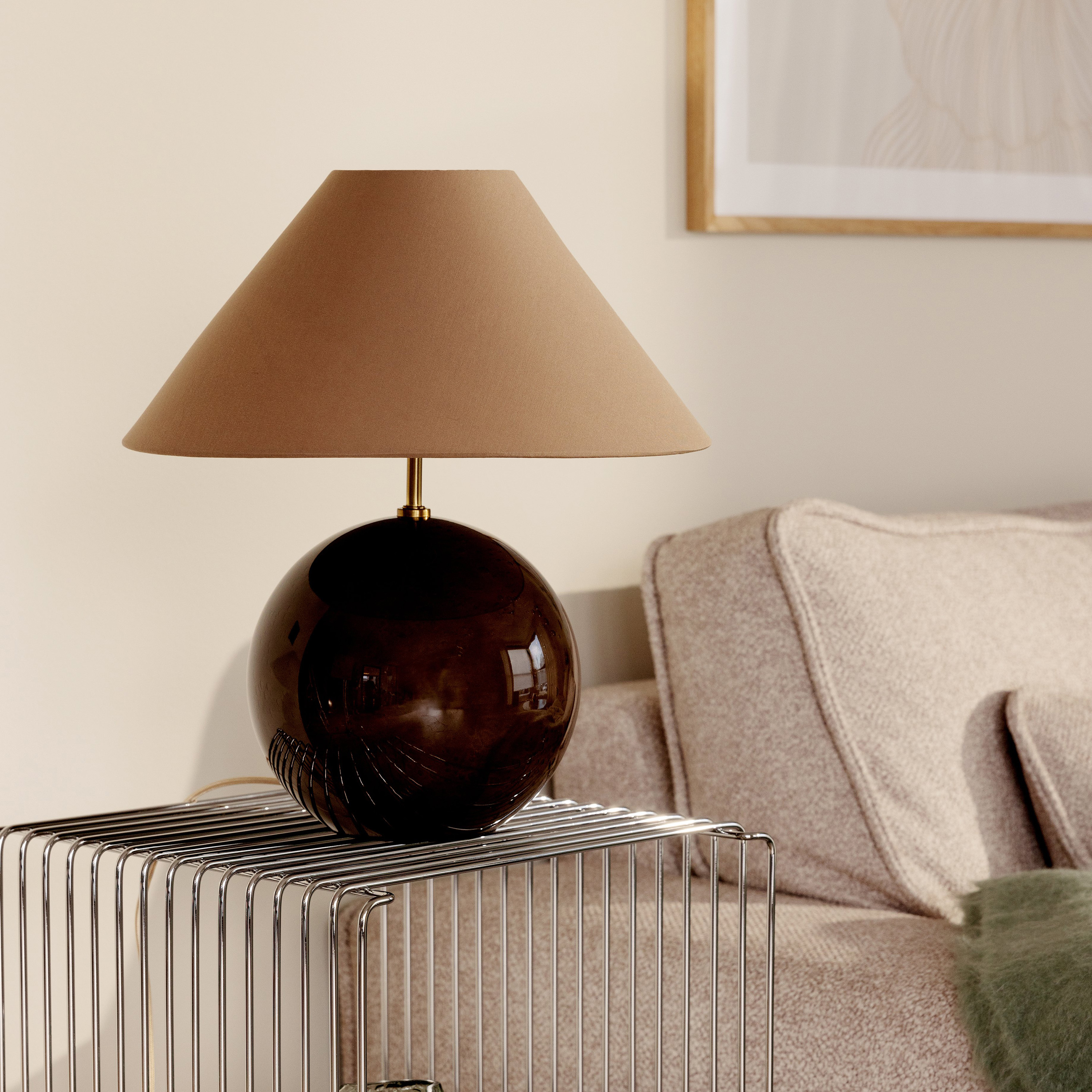Globen Lighting Iris Bordlampe Mocha 35