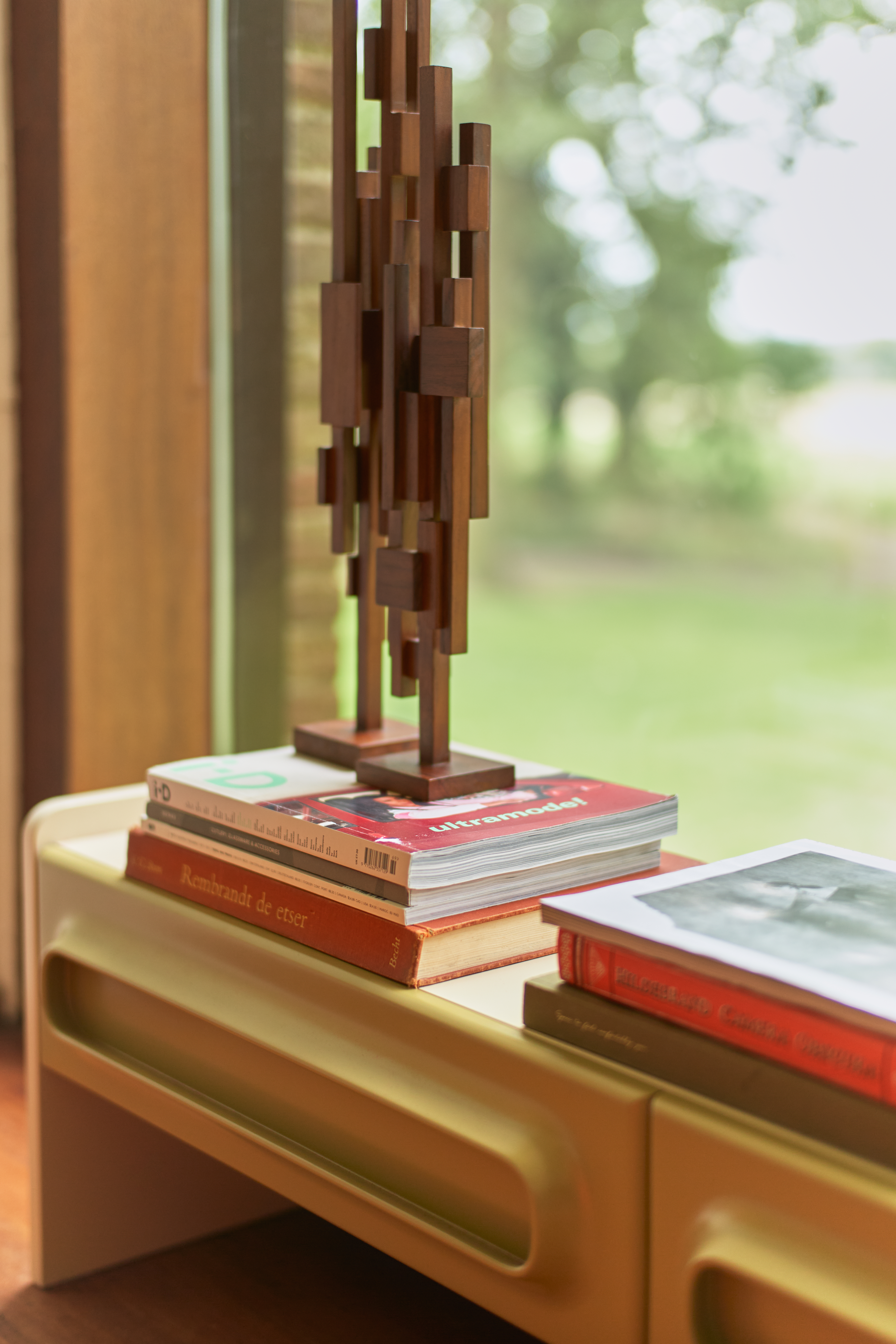 HKliving Skyline Skulptur Espresso S