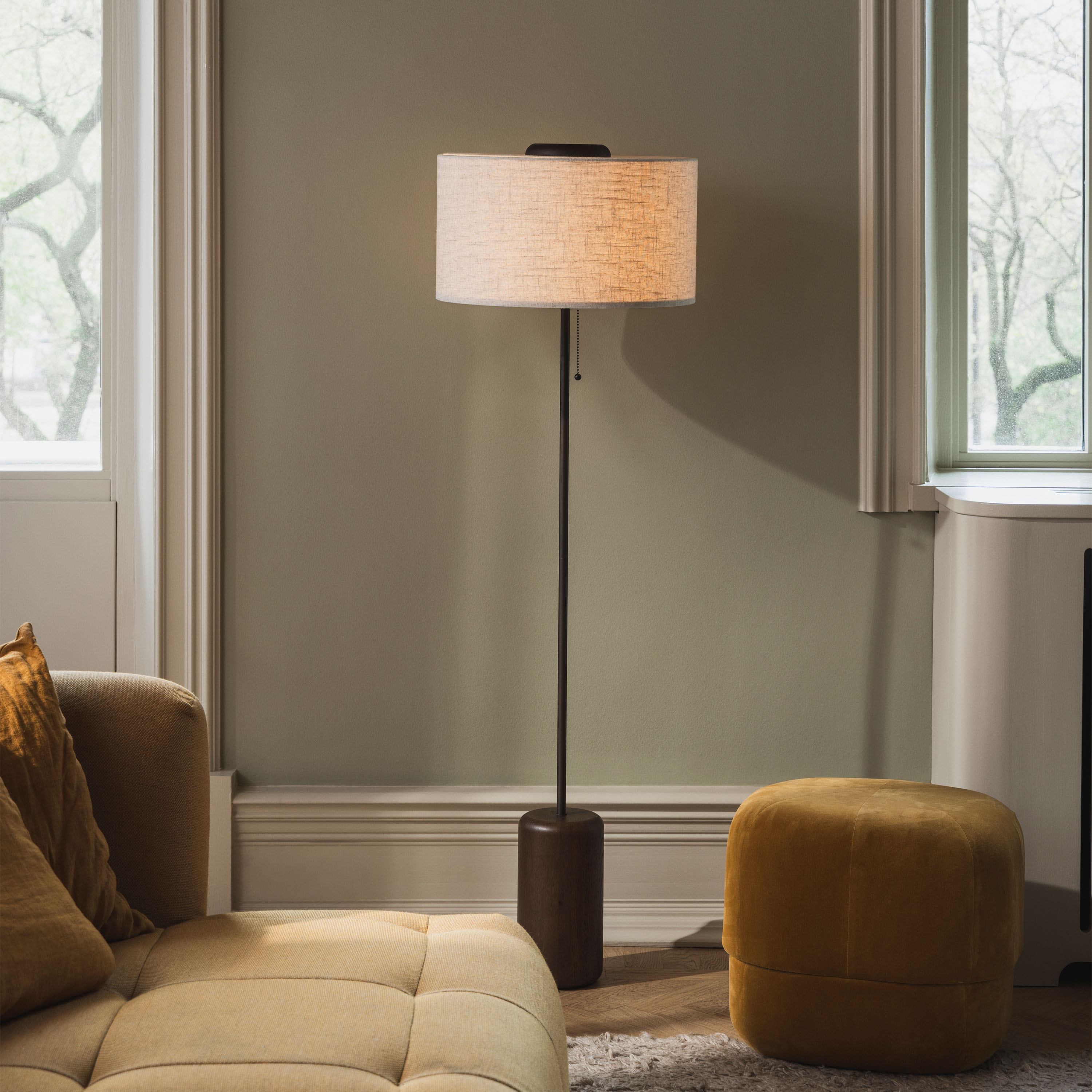 Globen Lighting Bosco Golvampa Brunbetsad Ek