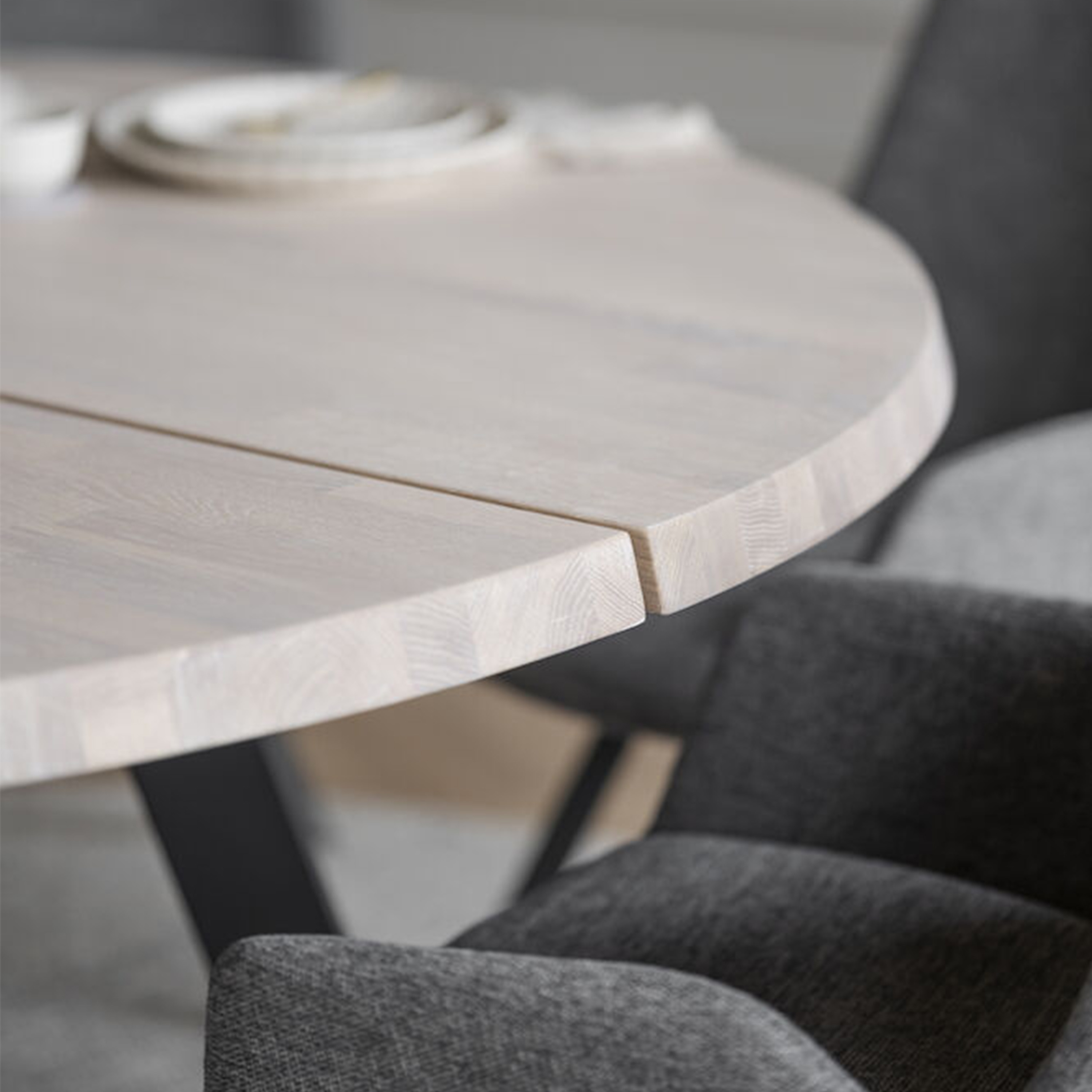 Rowico Home Fred Esstisch Weiß pigmentiert Ø160