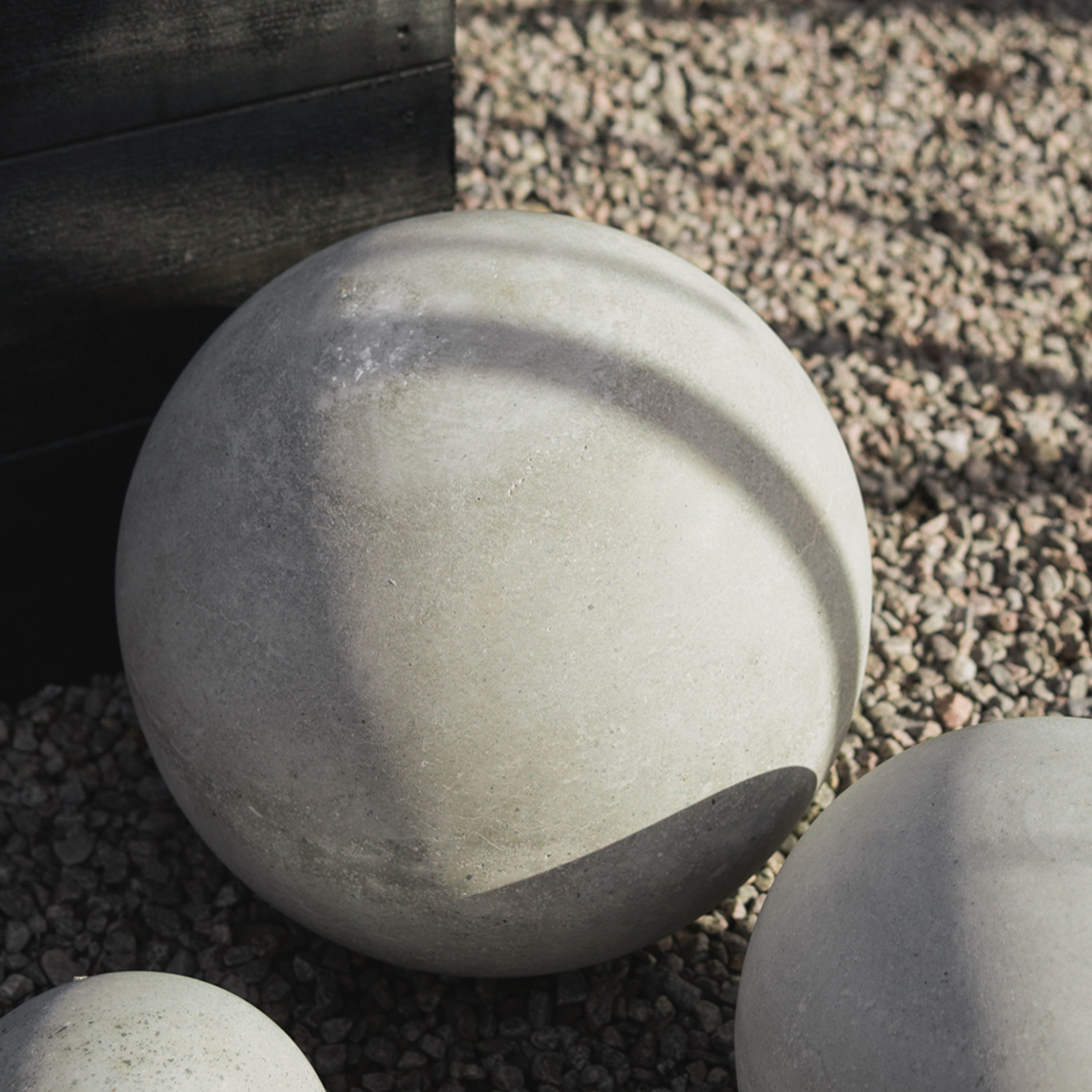 DBKD Garden Concrete Dekorasjon Stor