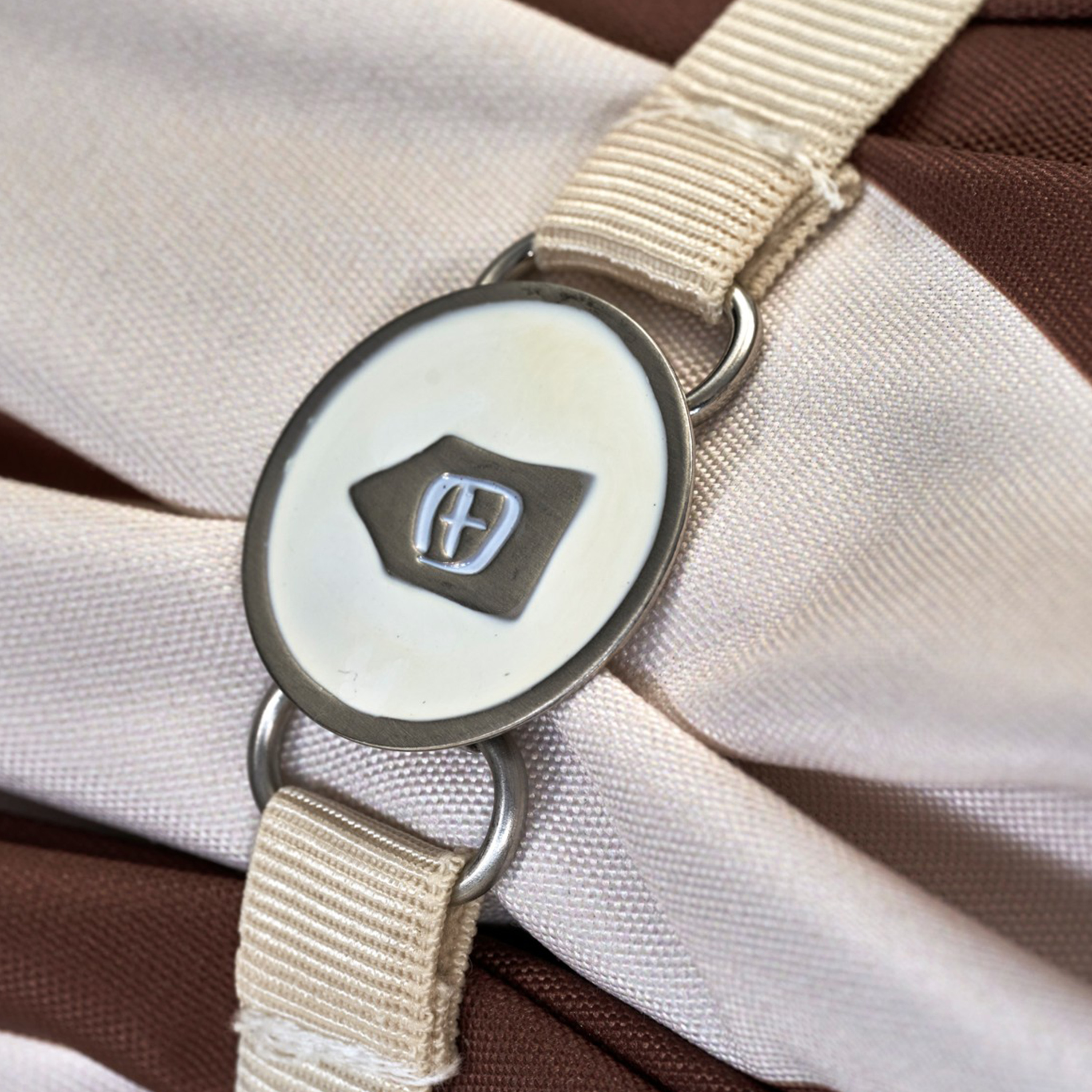 House Doctor Shade Parasol Goldgelb Ø190