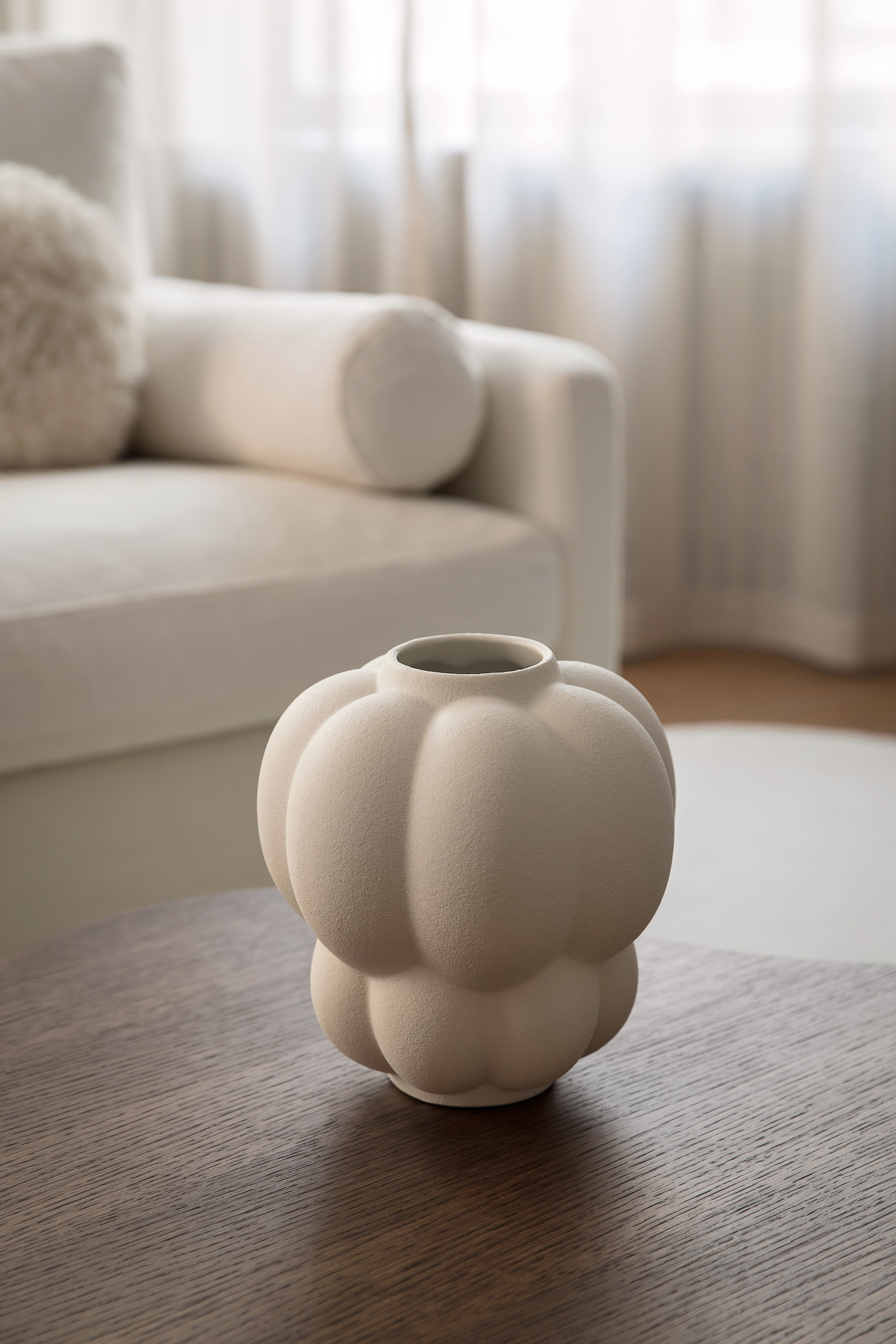 AYTM Uva Vase Keramik Creme 22cm