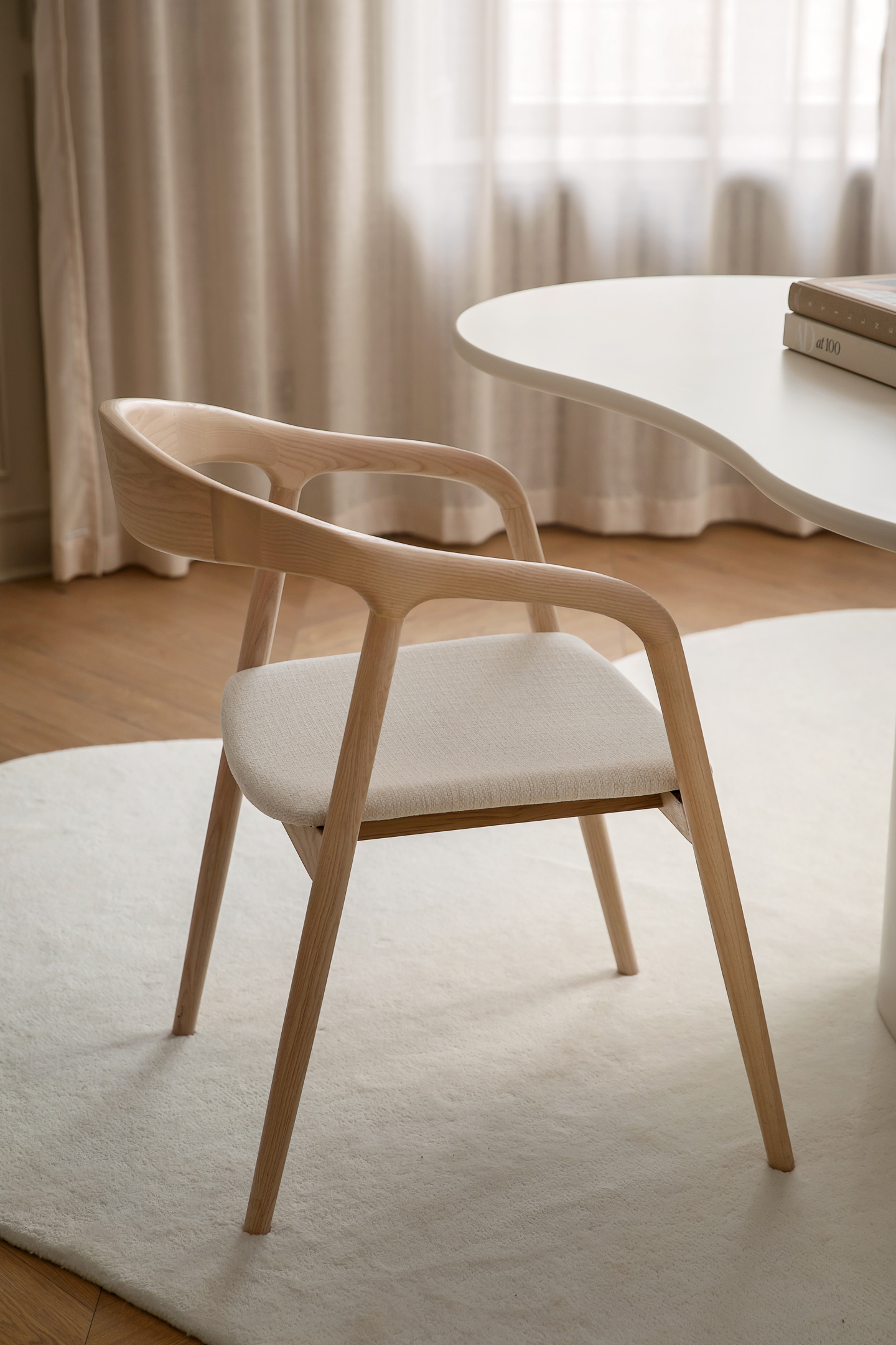 Sleepo Collection Casper Karmstol Vitoljad/Vit