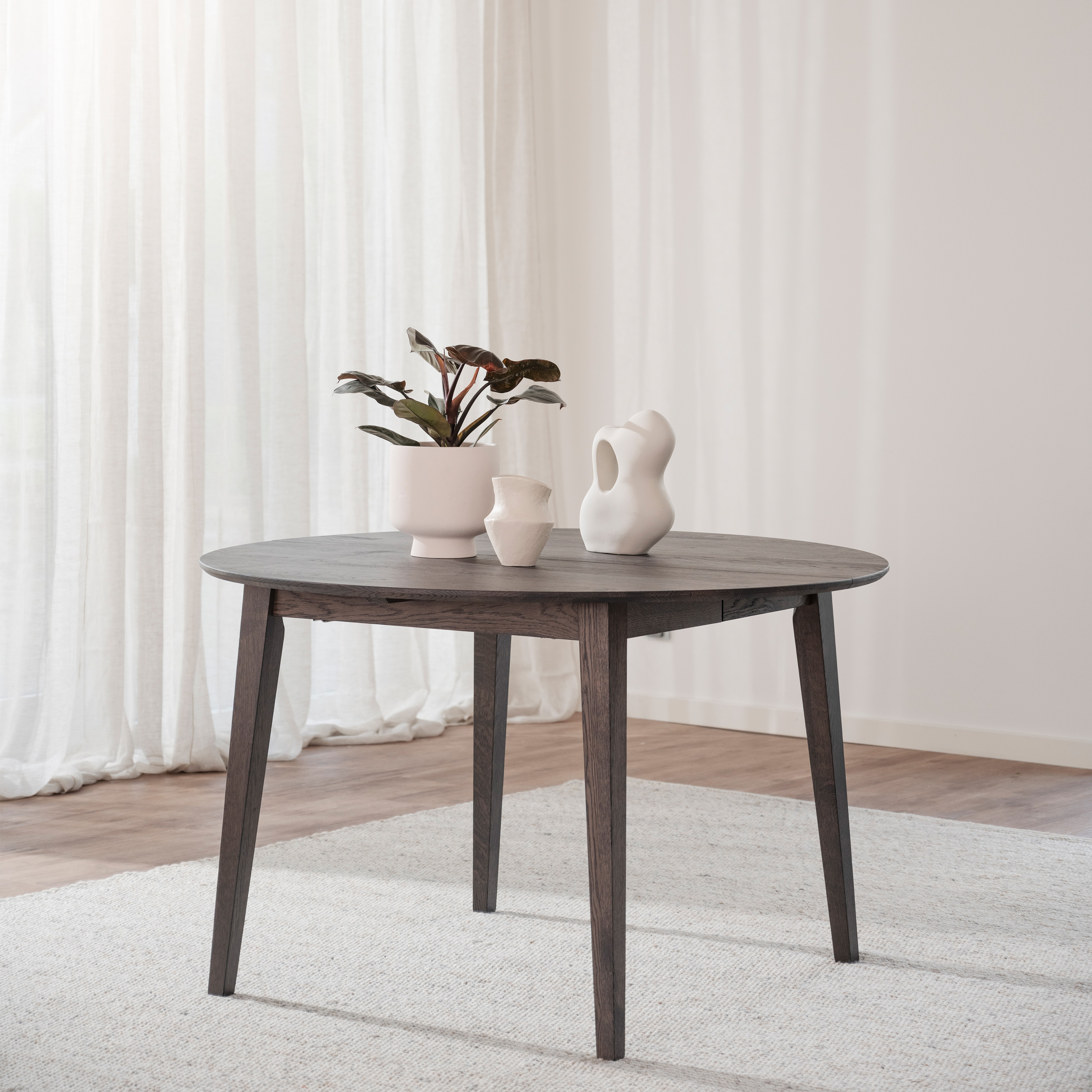 Rowico Home Filippa Esstisch Braun Ø120/165cm