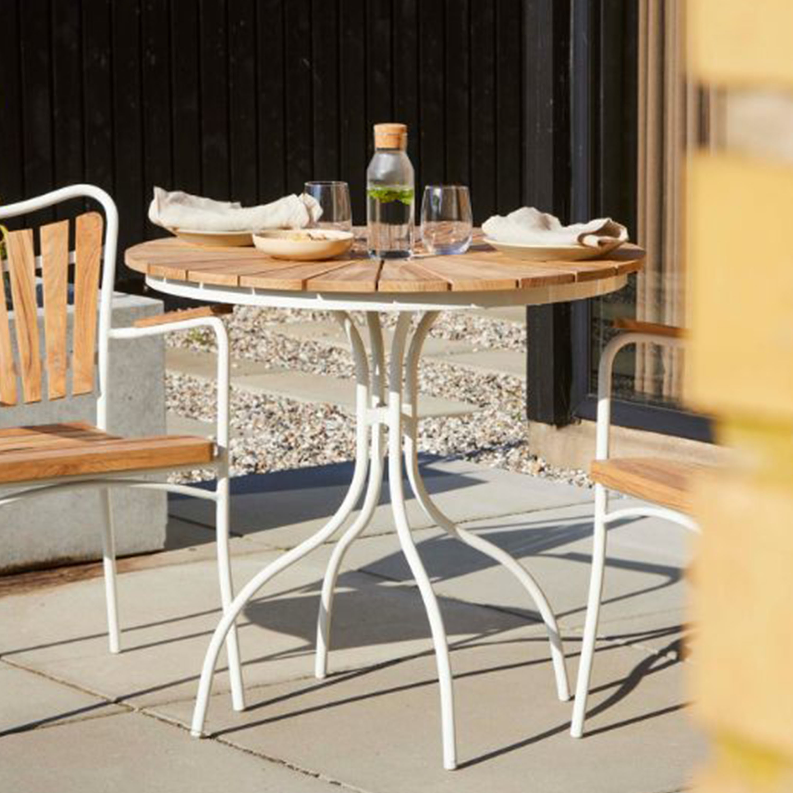 Cinas Ellen Kahvipöytä Sandy Grey/Teak Ø80