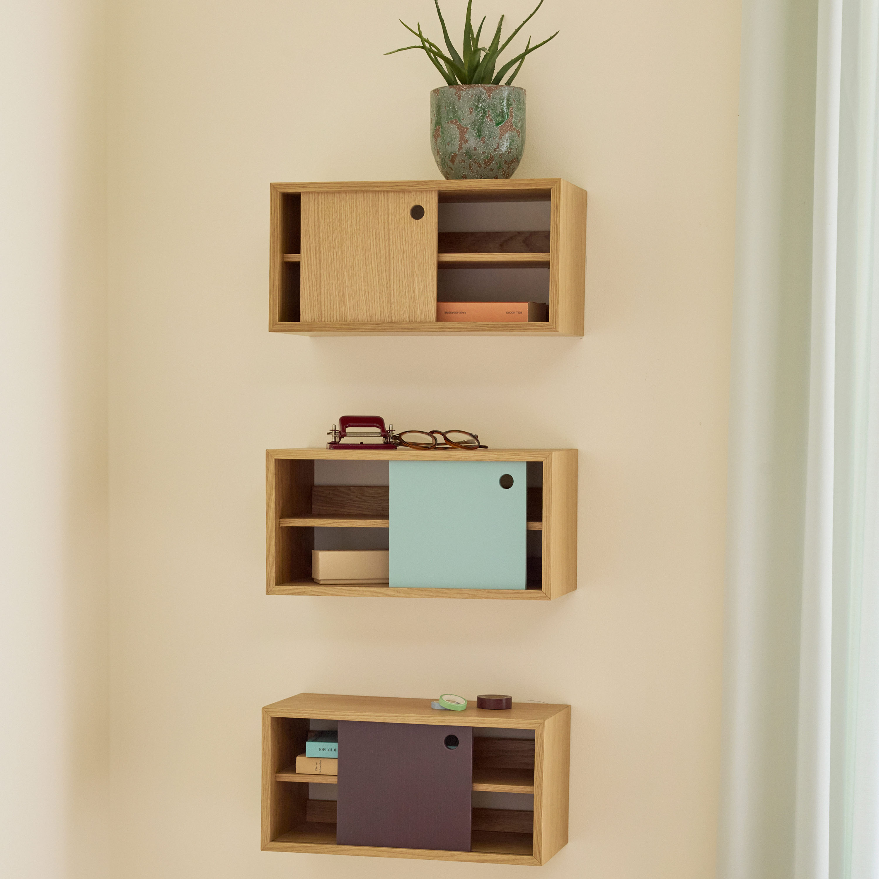Slide Wall Shelf Blue 20x40
