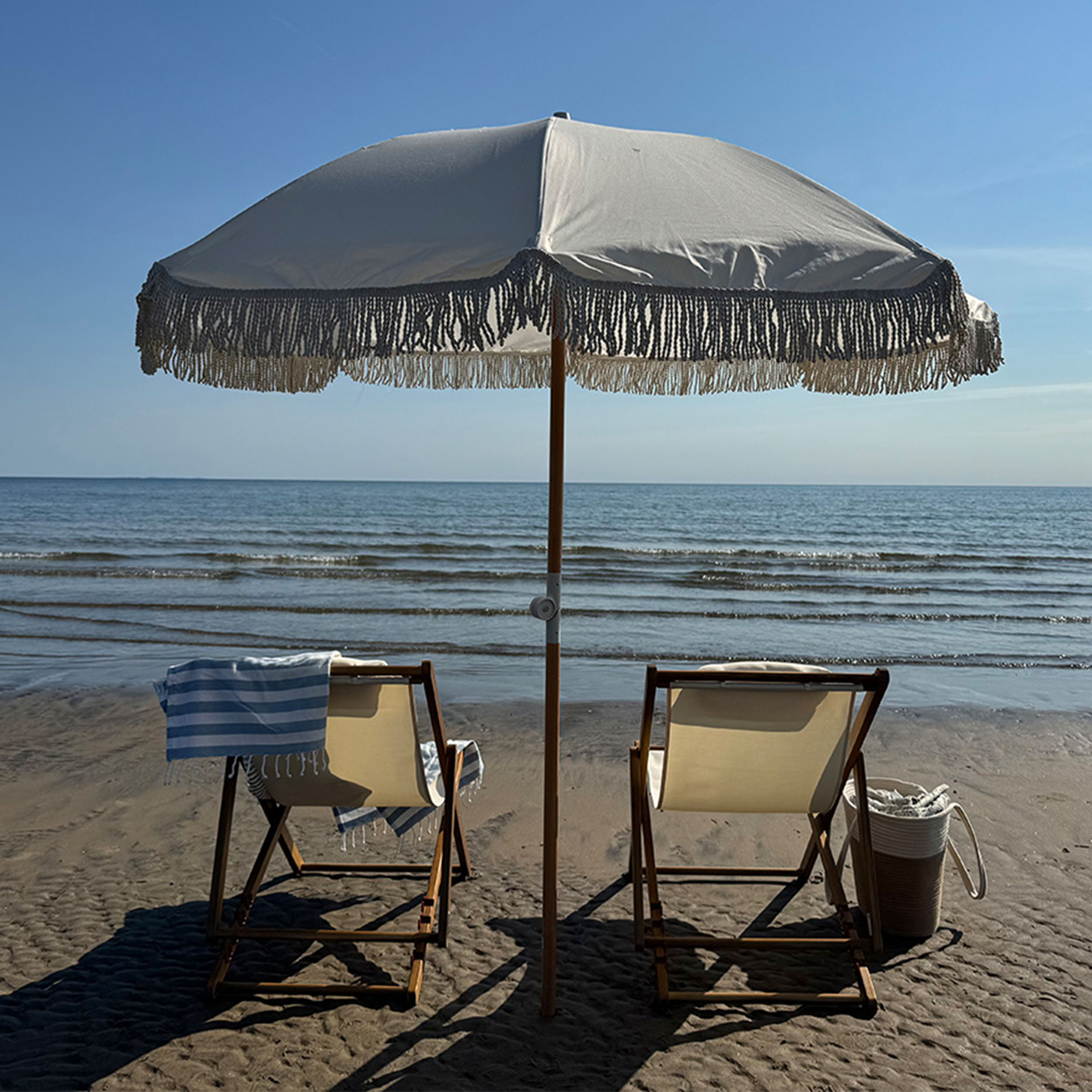 Hillerstorp Aurinkovarjo Hapsuilla Valkoinen Ø200