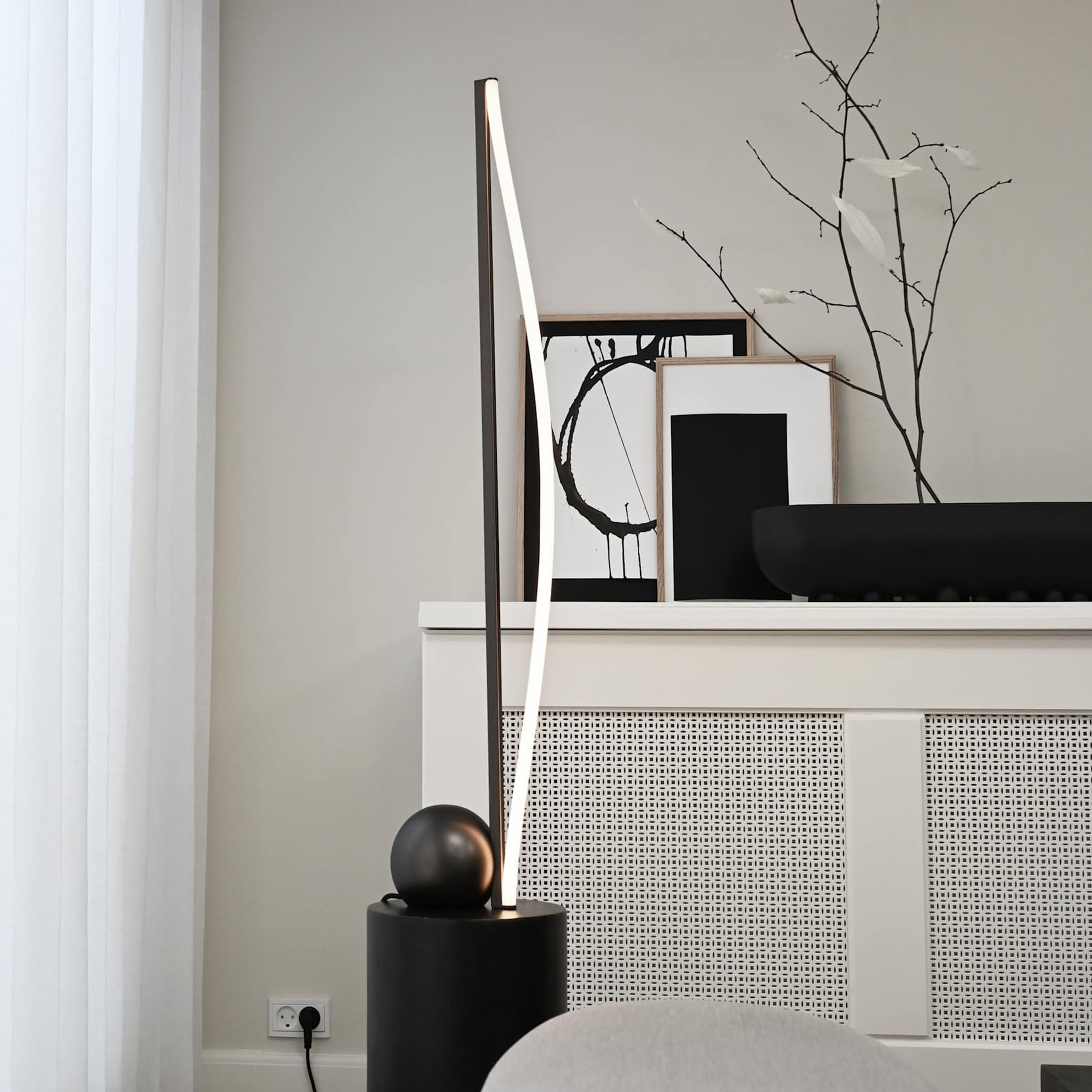 101 Copenhagen Bow Stehleuchte Bronze 100cm