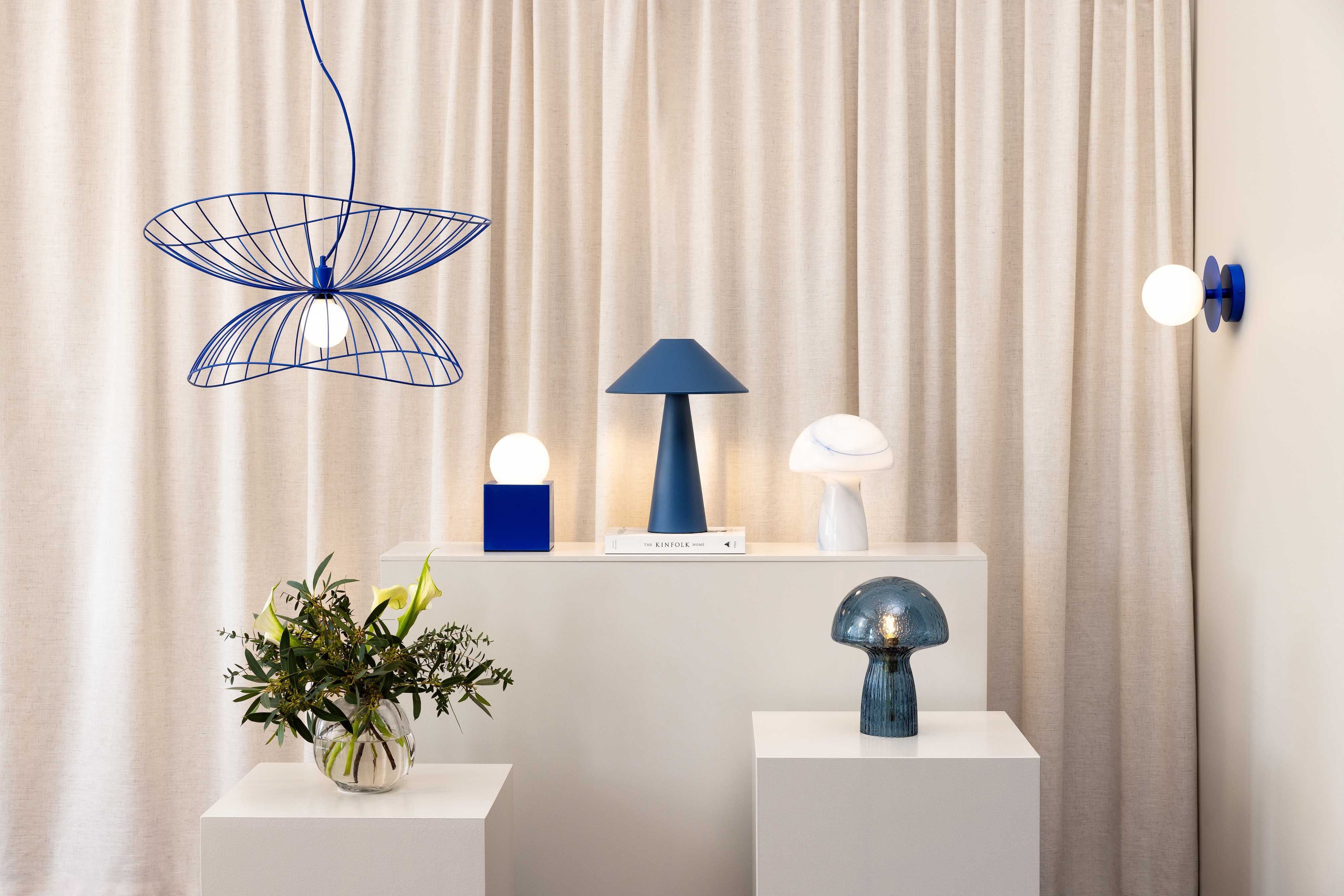 Globen Lighting Cannes Bordslampa Blå