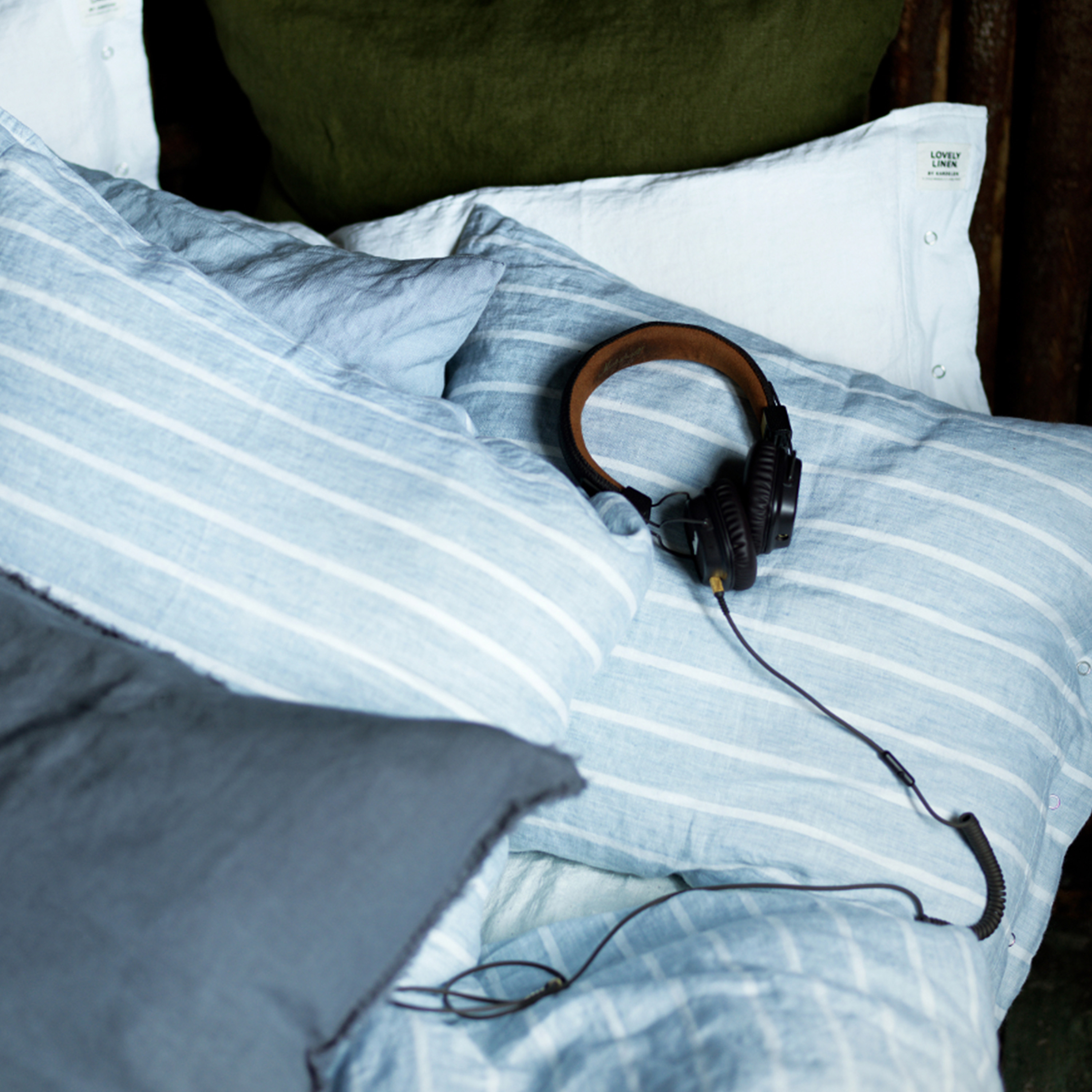 Lovely Linen Misty Örngott Linne Stripe Sky 50x60