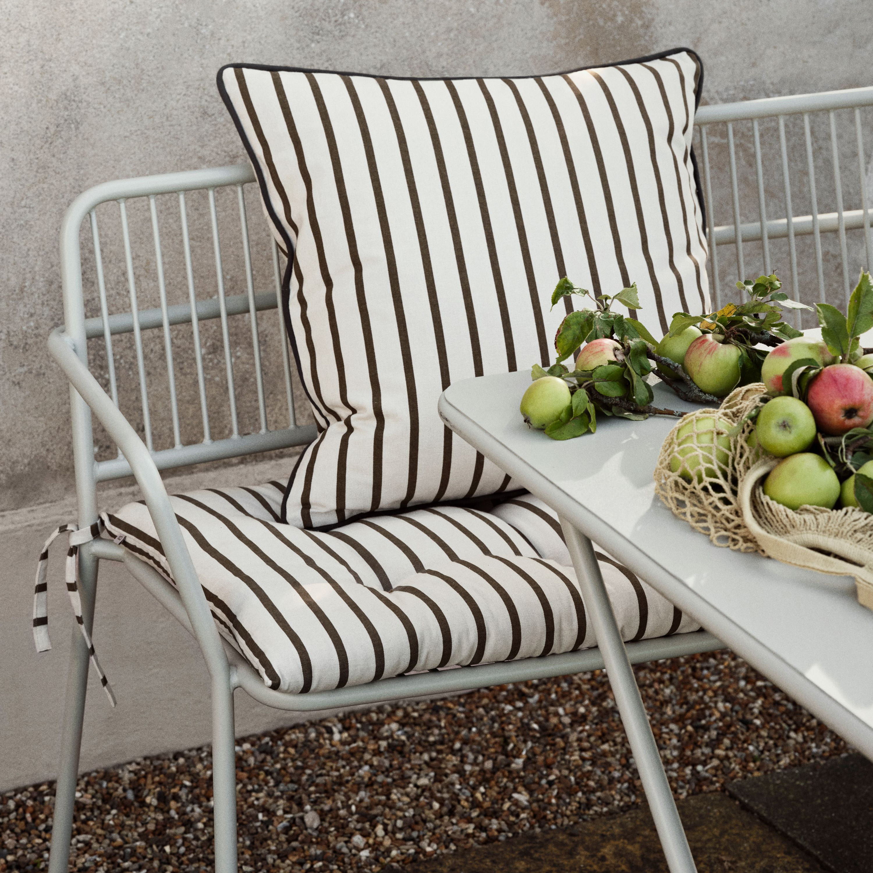 Broste Copenhagen Eden Puutarhapöytä Beige Grey 120cm