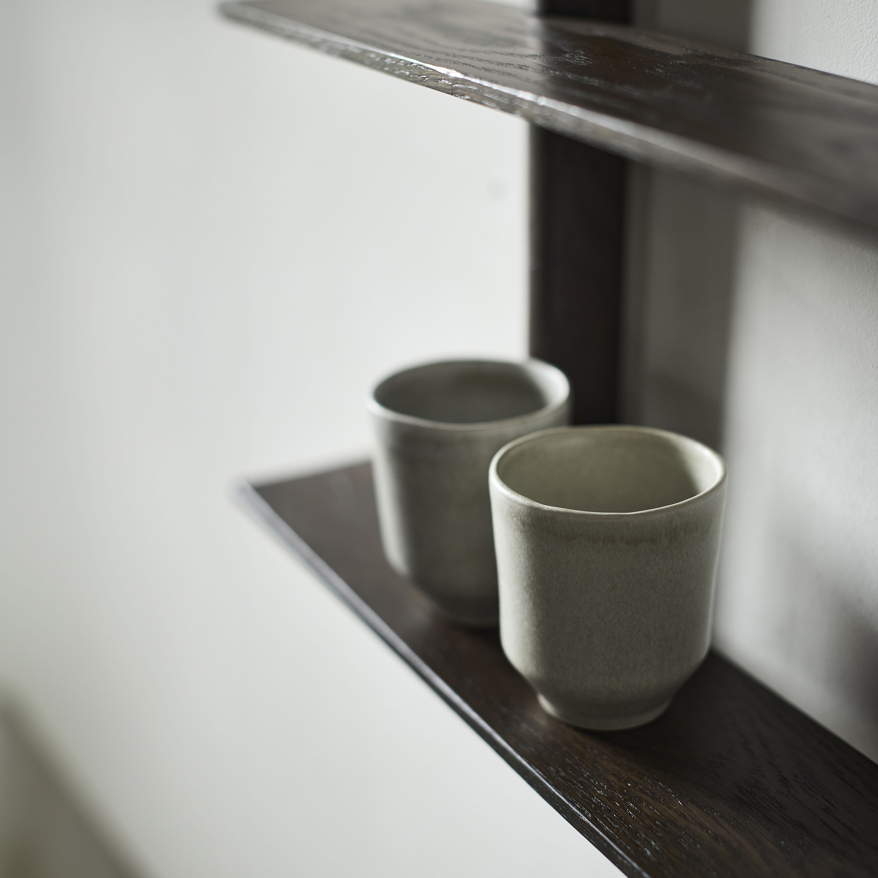 Muubs Noir Vägghylla Dark Stained Oil Small
