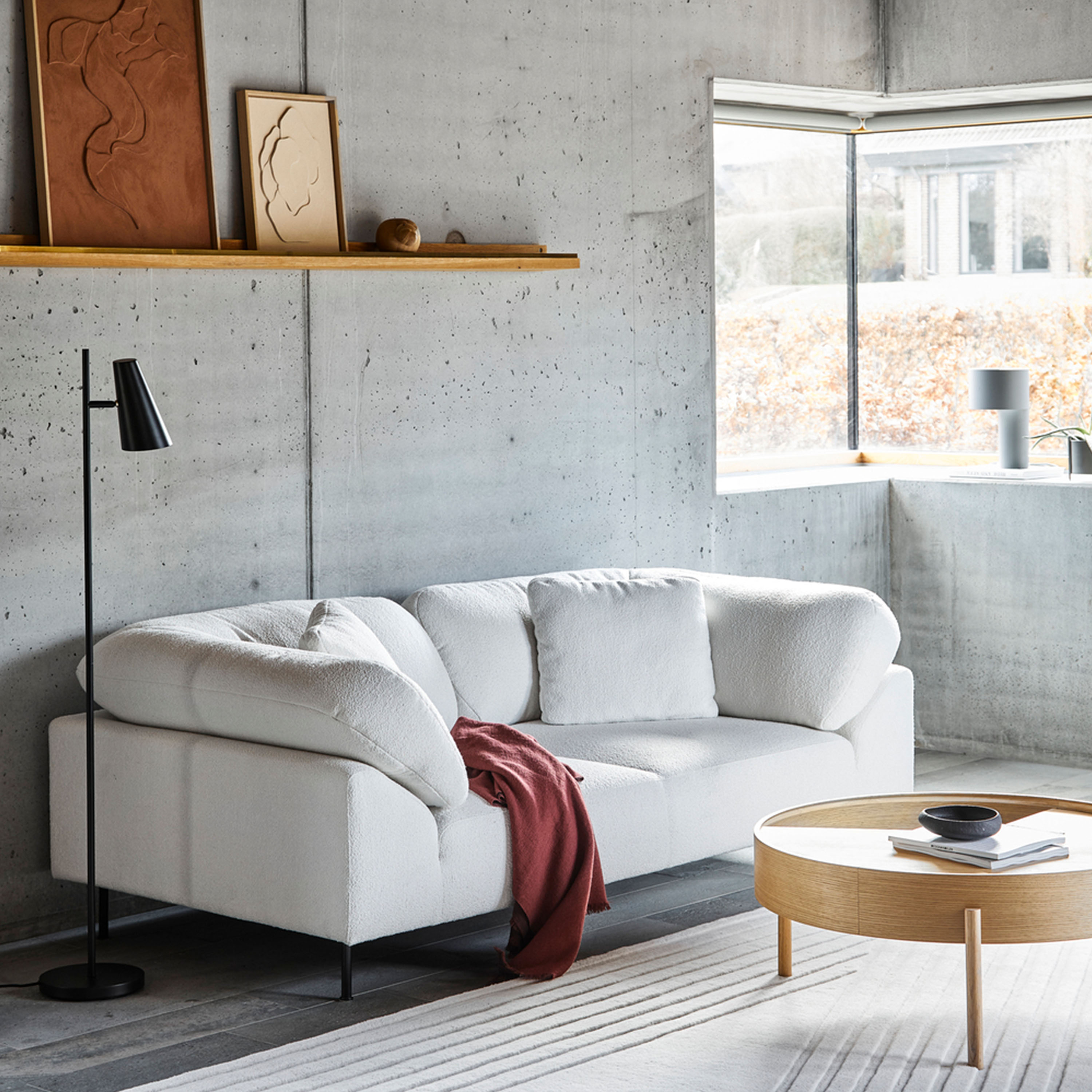 Woud Cono Lattiavalaisin Musta 141 cm