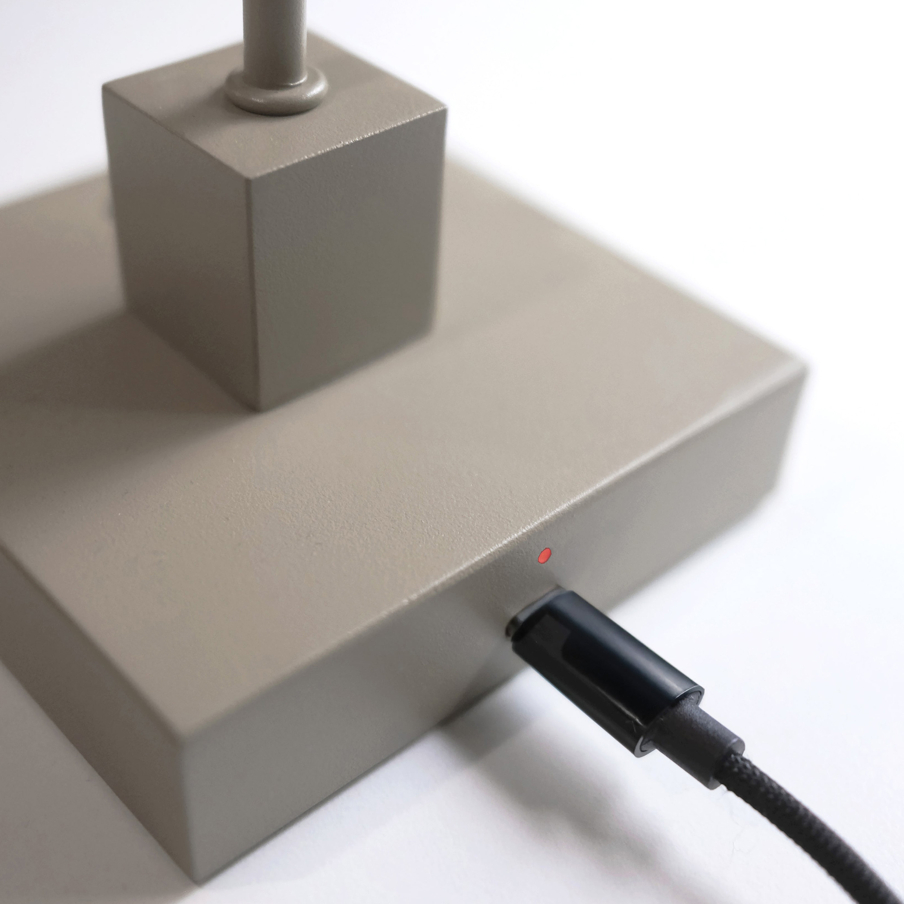 Northern Snowball Golvlampa Portabel Greige