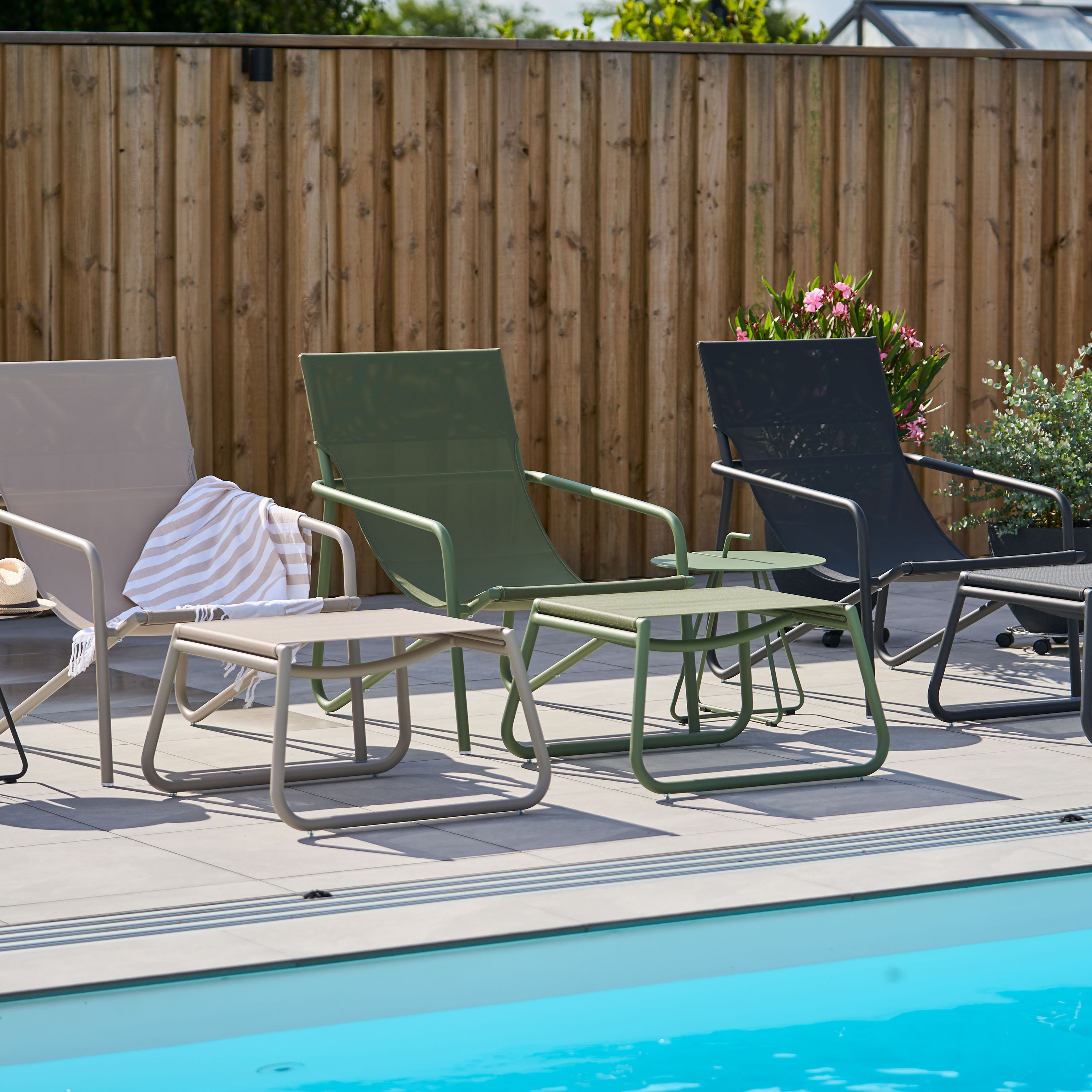 Hillerstorp Sandholma Solstol Grön