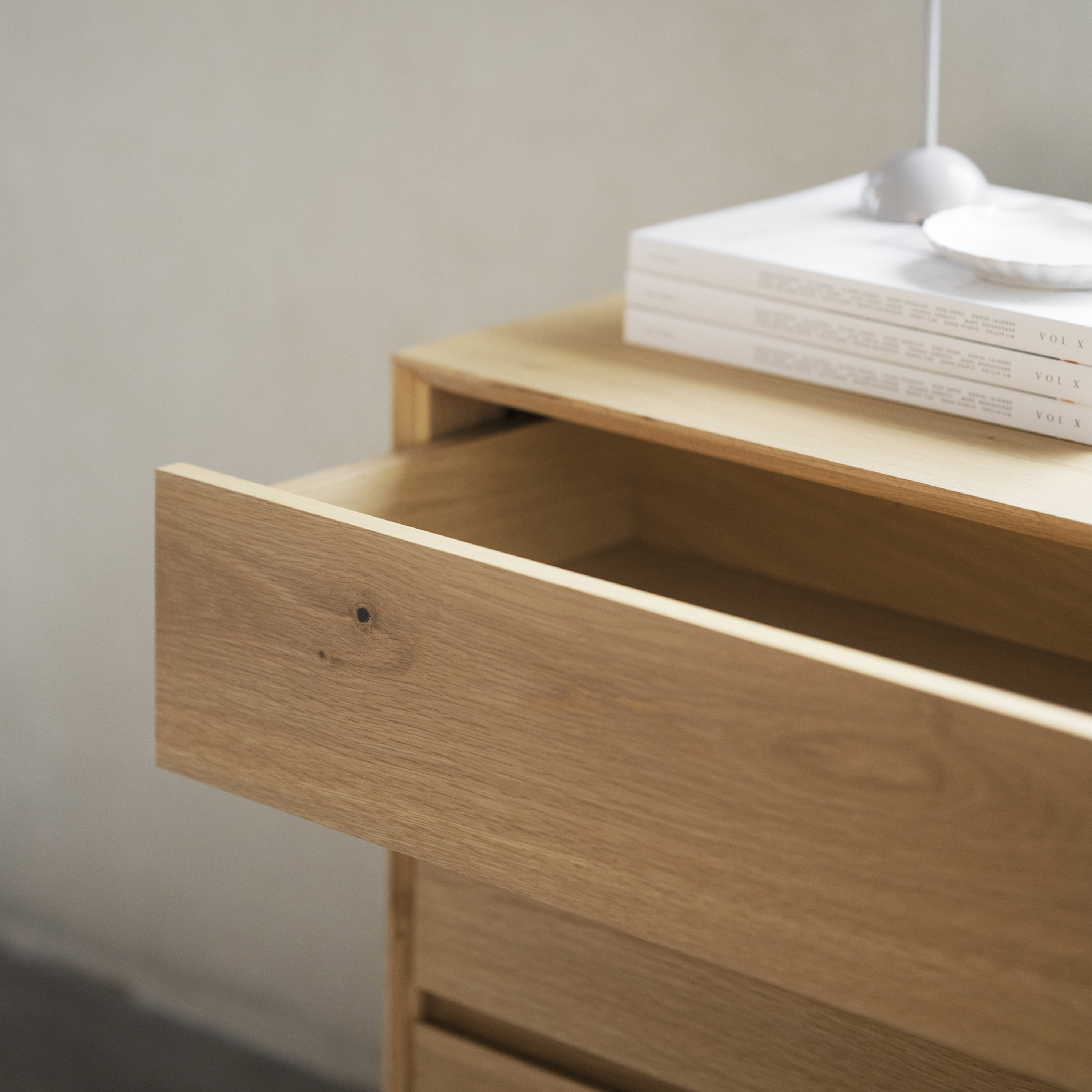 Rowico Home Mackay Kommode Eiche 110x75