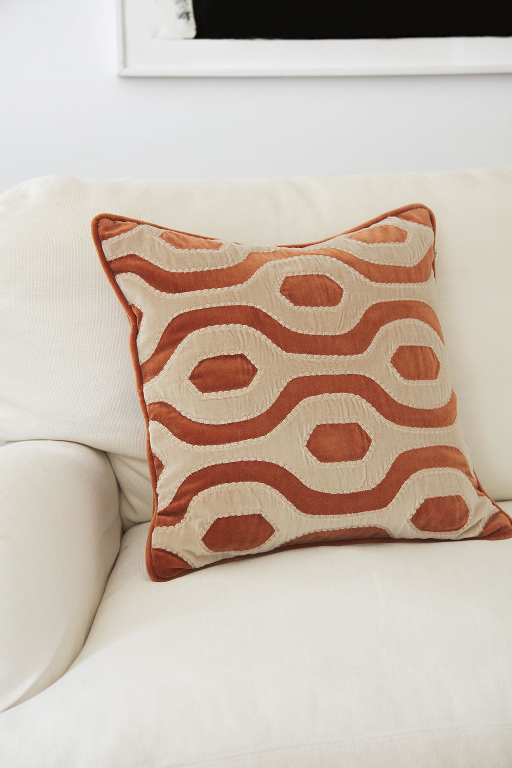 Chhatwal &amp; Jonsson Varanasi Tyynynpäällinen Sametti Terracotta/Tan 50 x 50