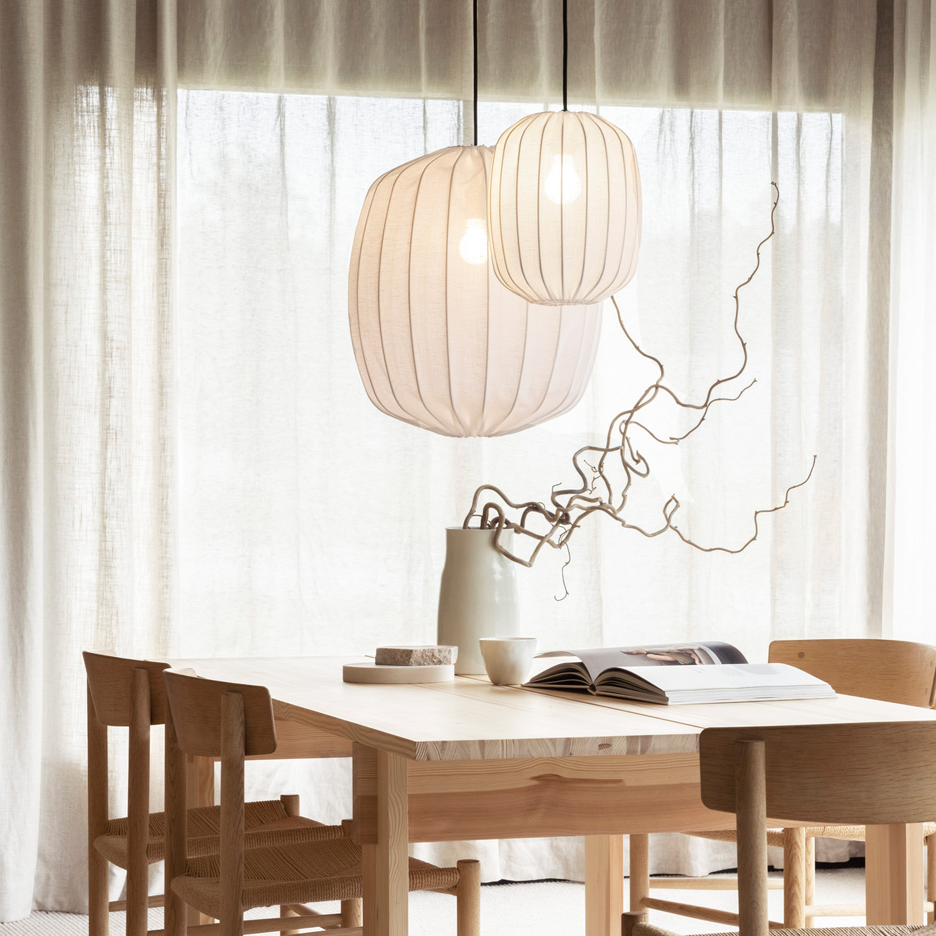 Watt &amp; Veke Prisma Lampskärm Linen White Ø25