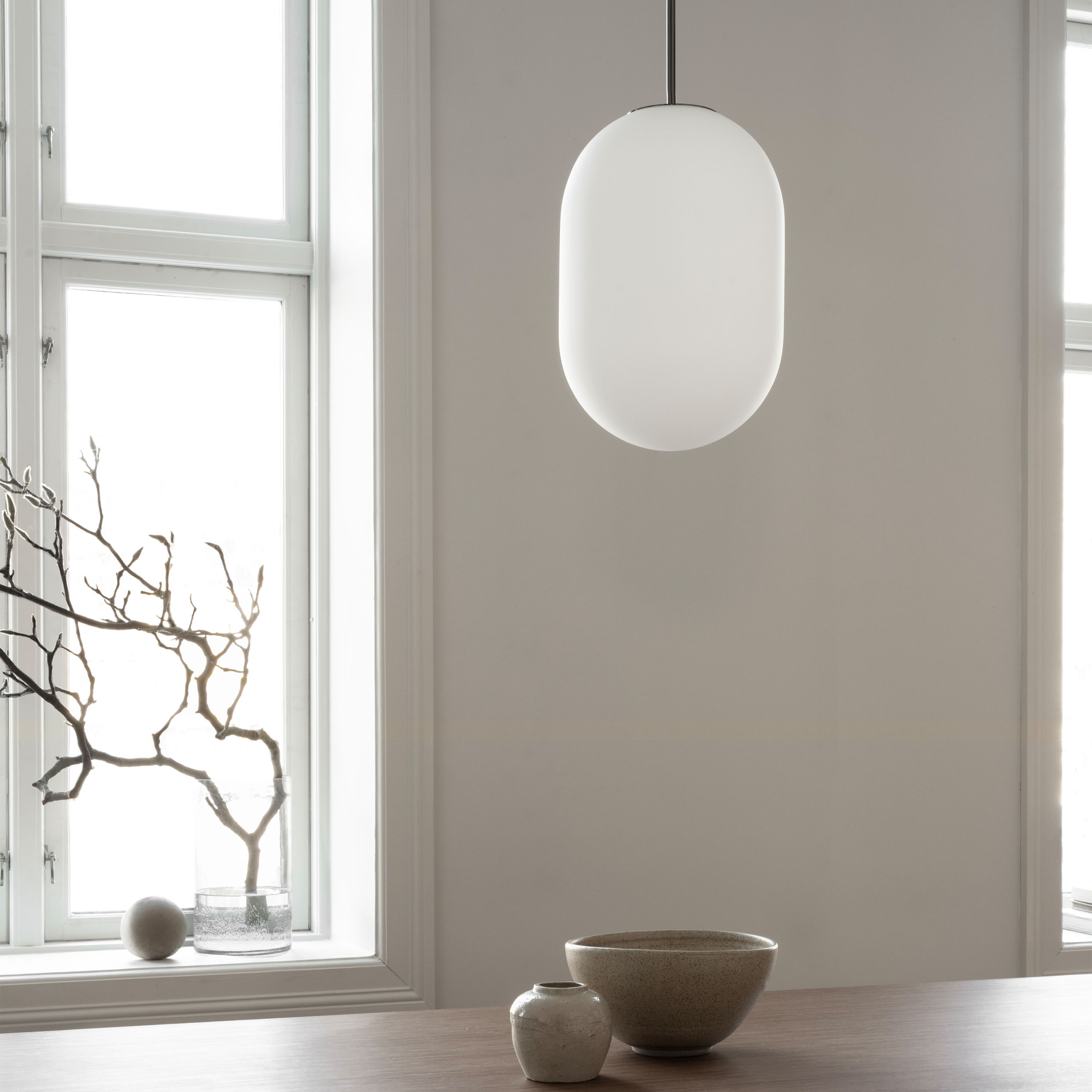 Watt &amp; Veke Noor Taklampe Opal/Svart Large
