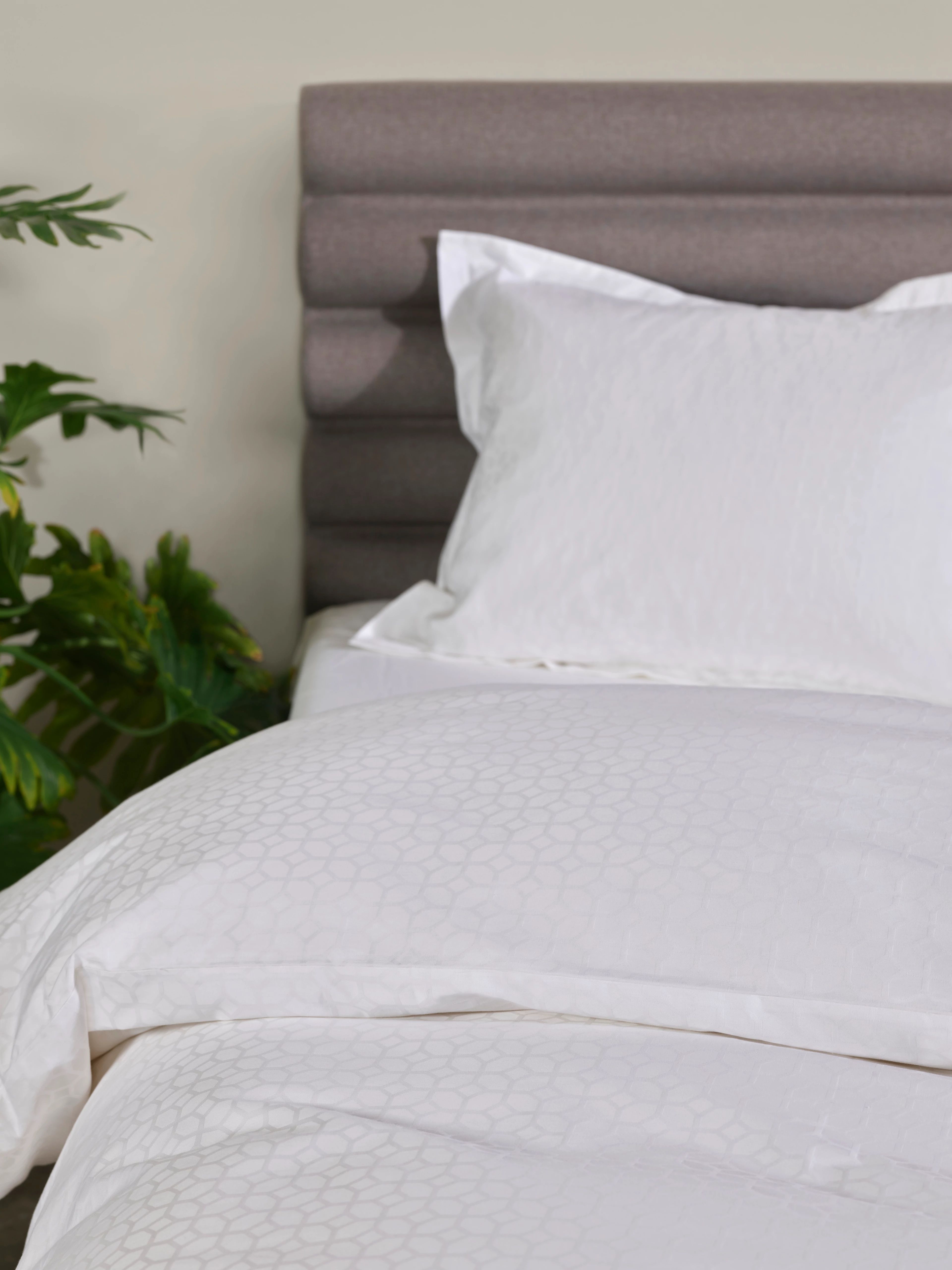 Satin Luxe Jacquard Örngott Vit 50x60