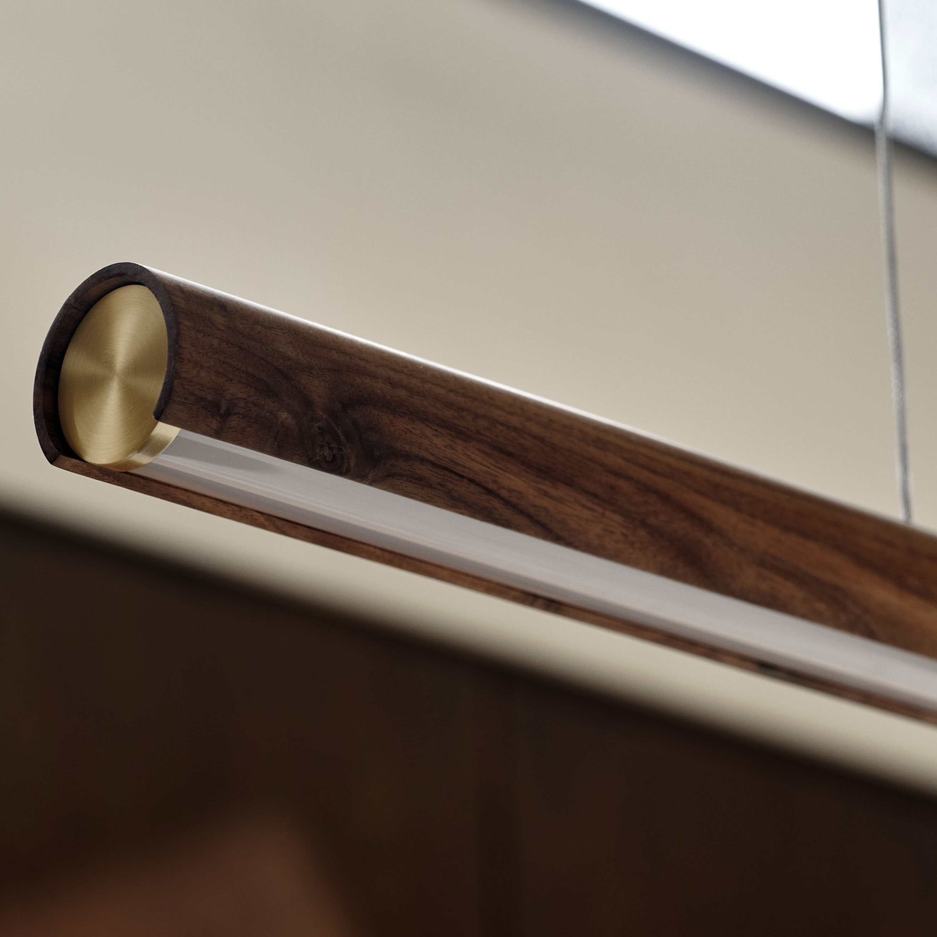 Design For The People Akeno Taklampa Brun 115cm