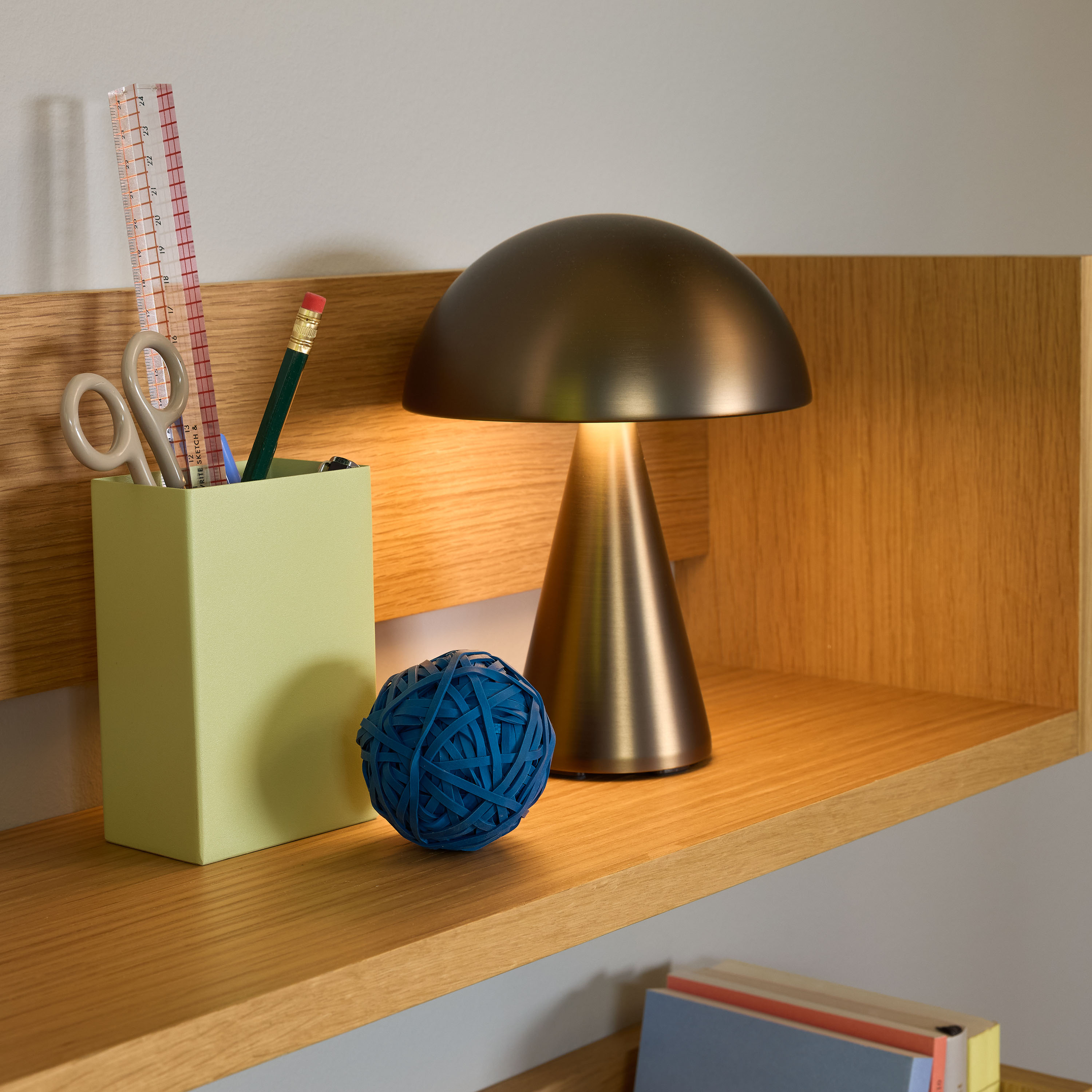 Hübsch Mush Tragbare Lampe Bronzed Brass 20cm