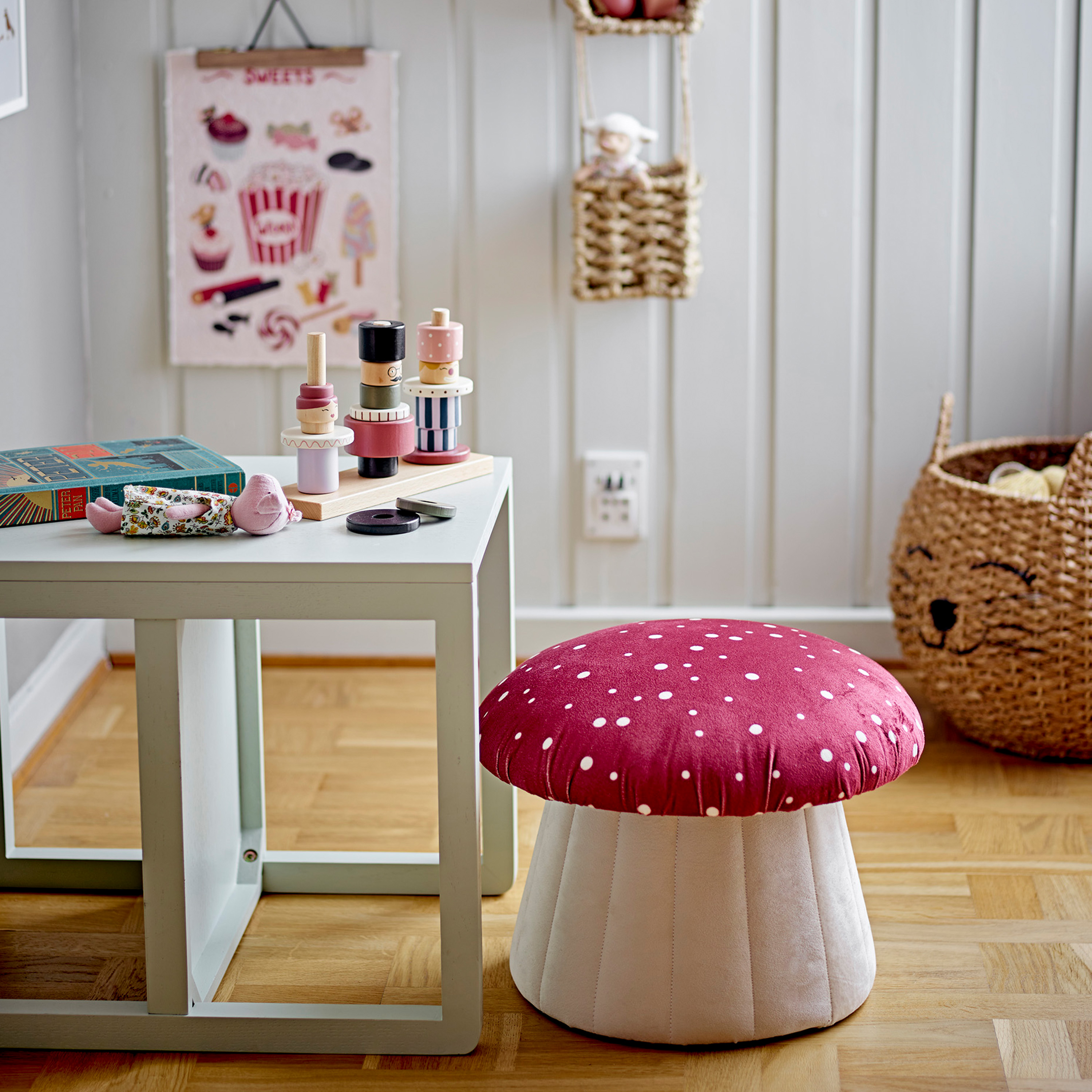 Bloomingville Lue Puff Red