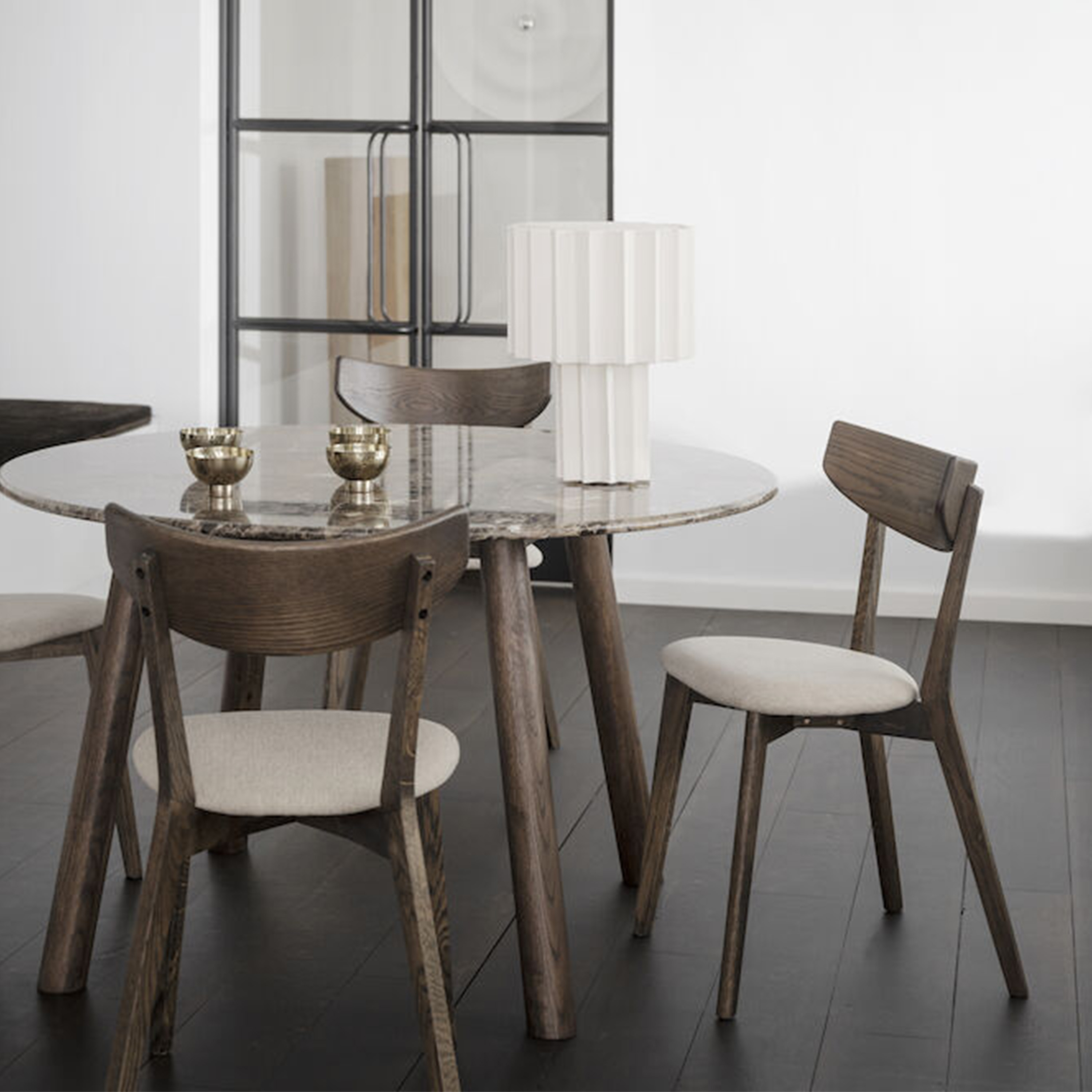 Rowico Home Ami Matstol Brun Ek/Beige