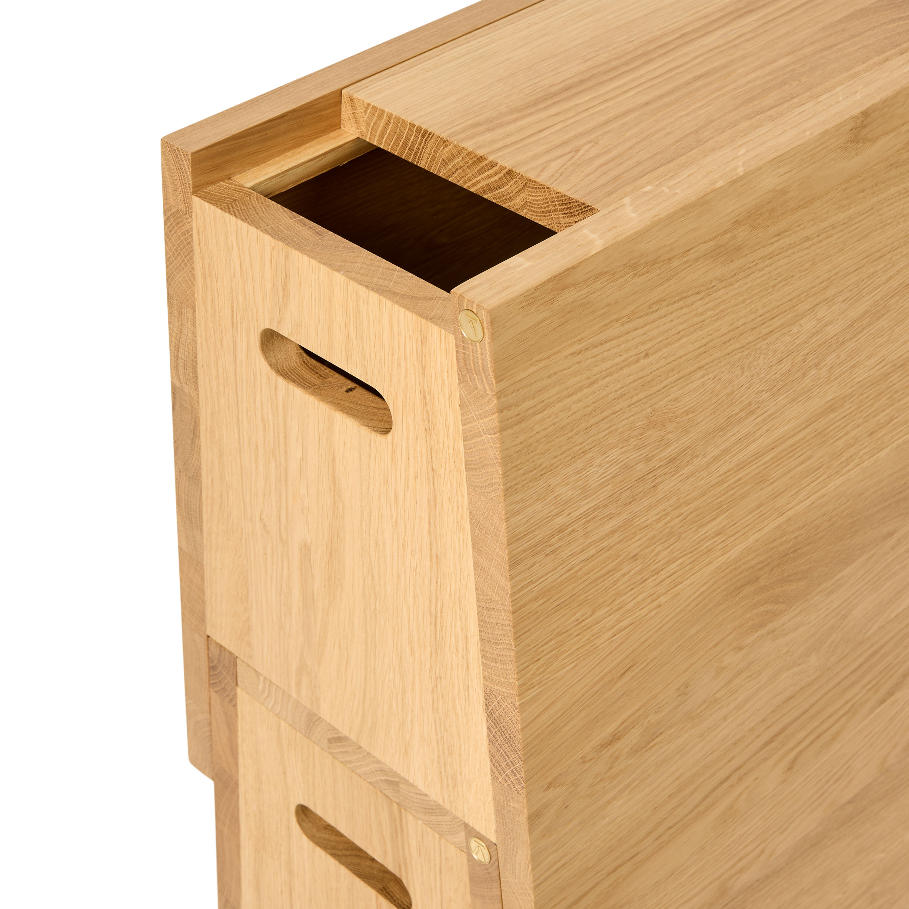 Andersen Furniture Plinth Jakkara Oak