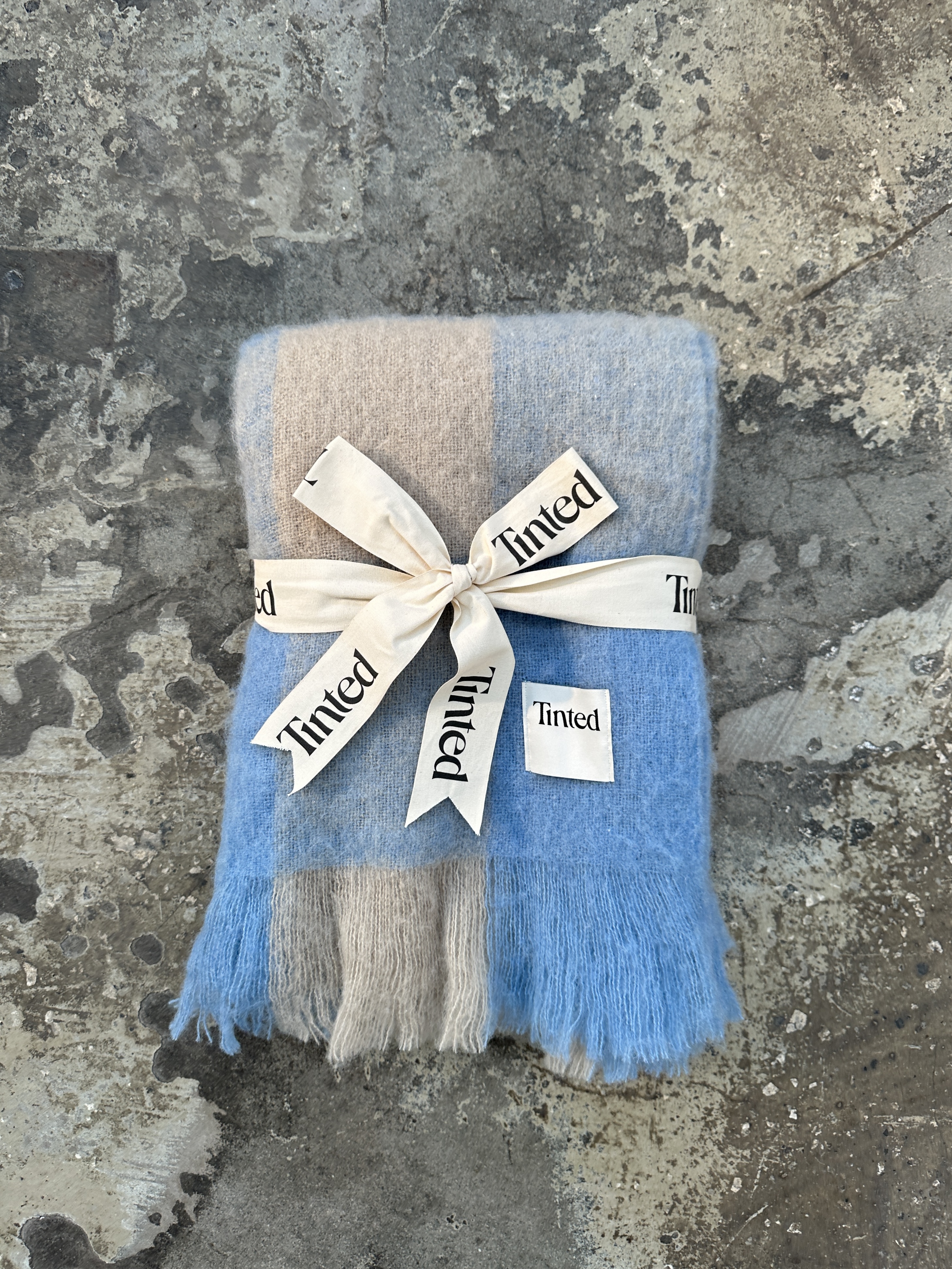 Tinted Ahlblom Wollteppich Beige/Blau 130x170