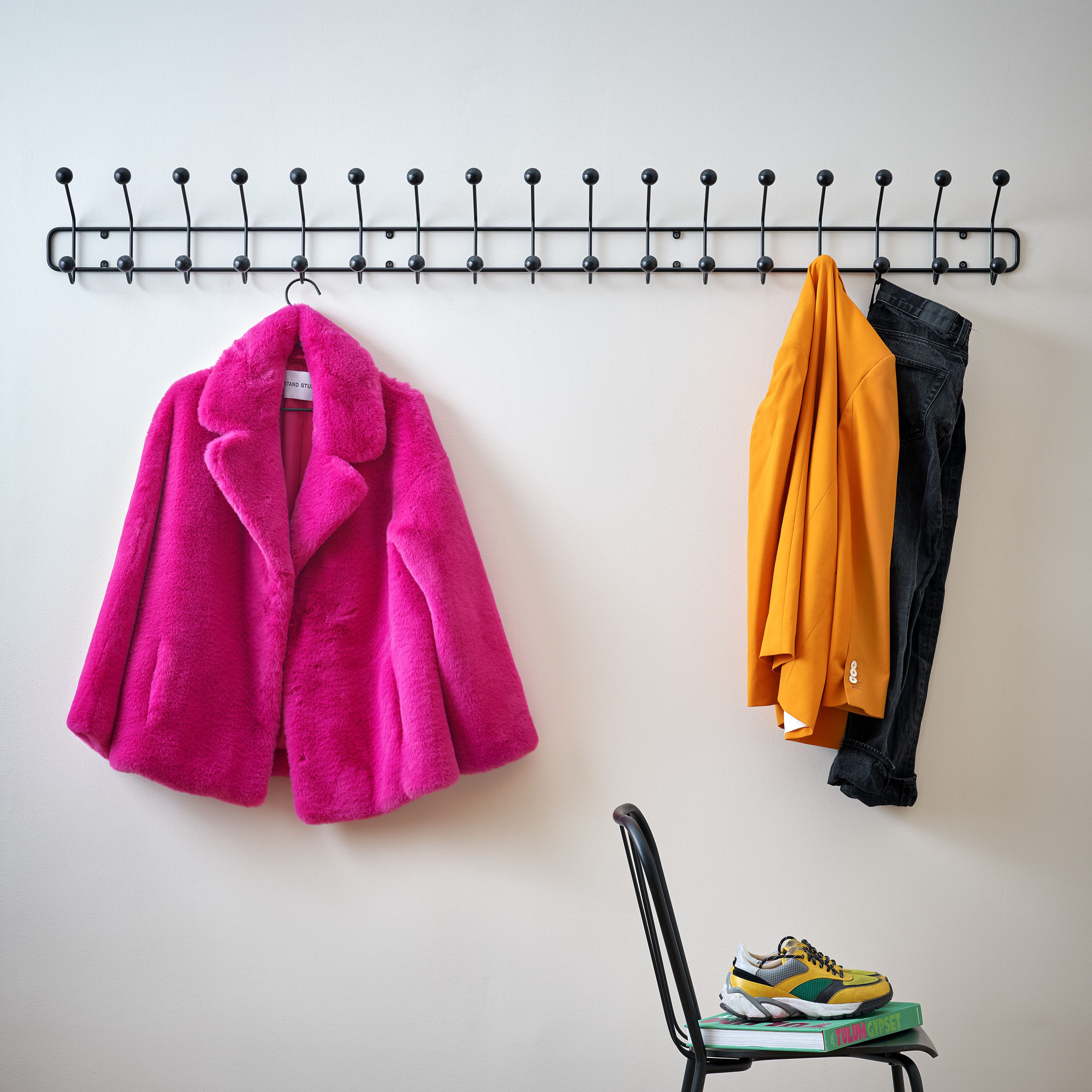 Maze Bill Horizontale Garderobenleiste Schwarz 173cm