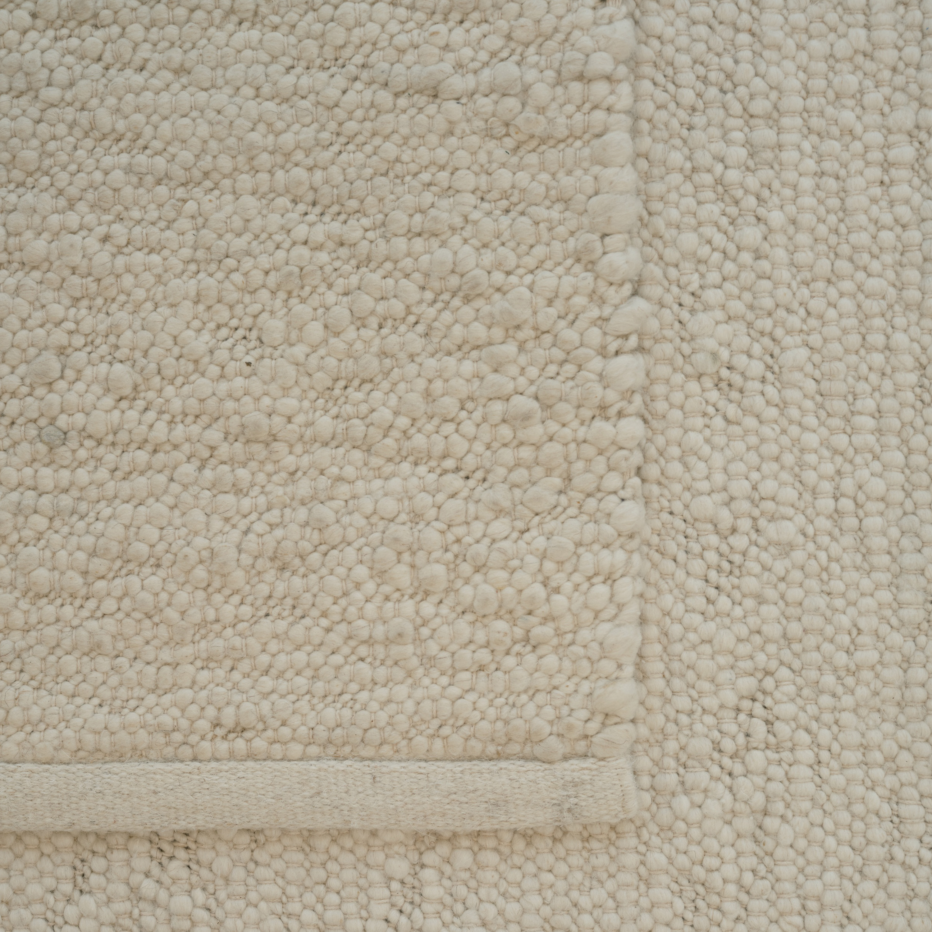 Linie Design Pebbled Poem Wollteppich White 200x300