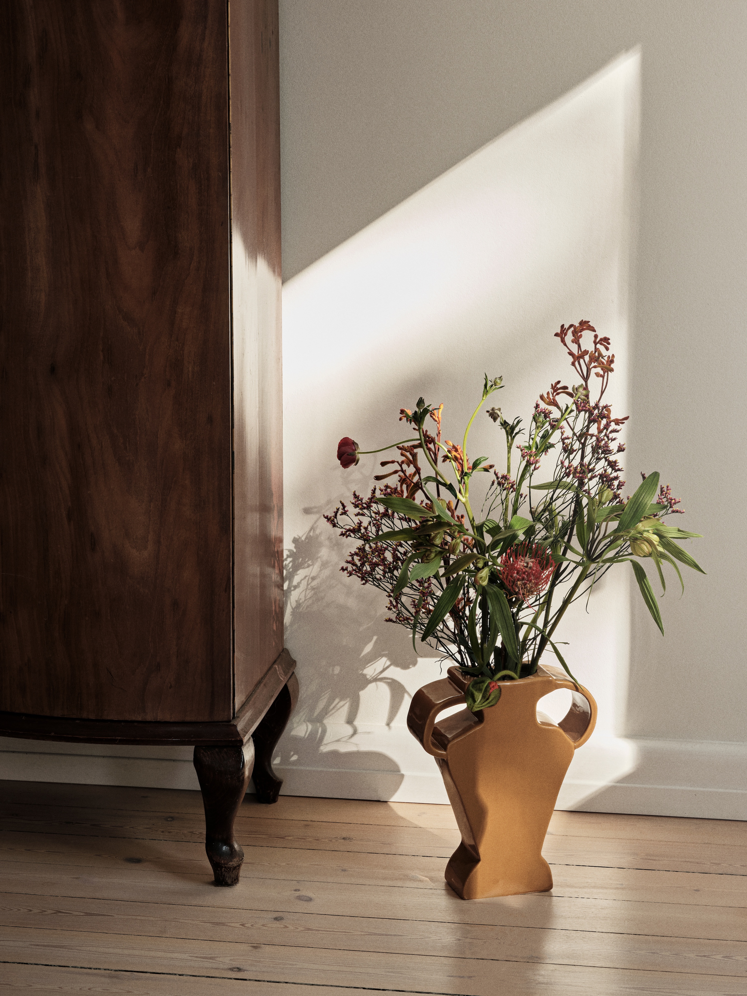 Broste Copenhagen Etta Vase Zimt Sand 24cm