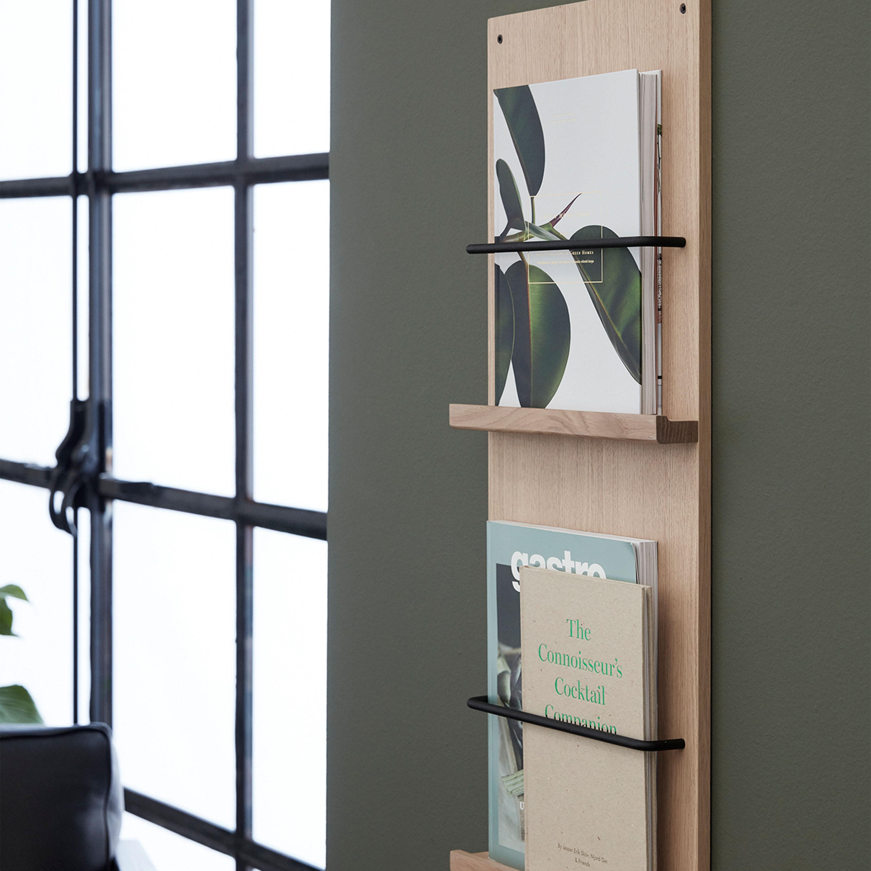 Andersen Furniture A-Magazine Gallery 2 Tidingsholder Eik 30x80