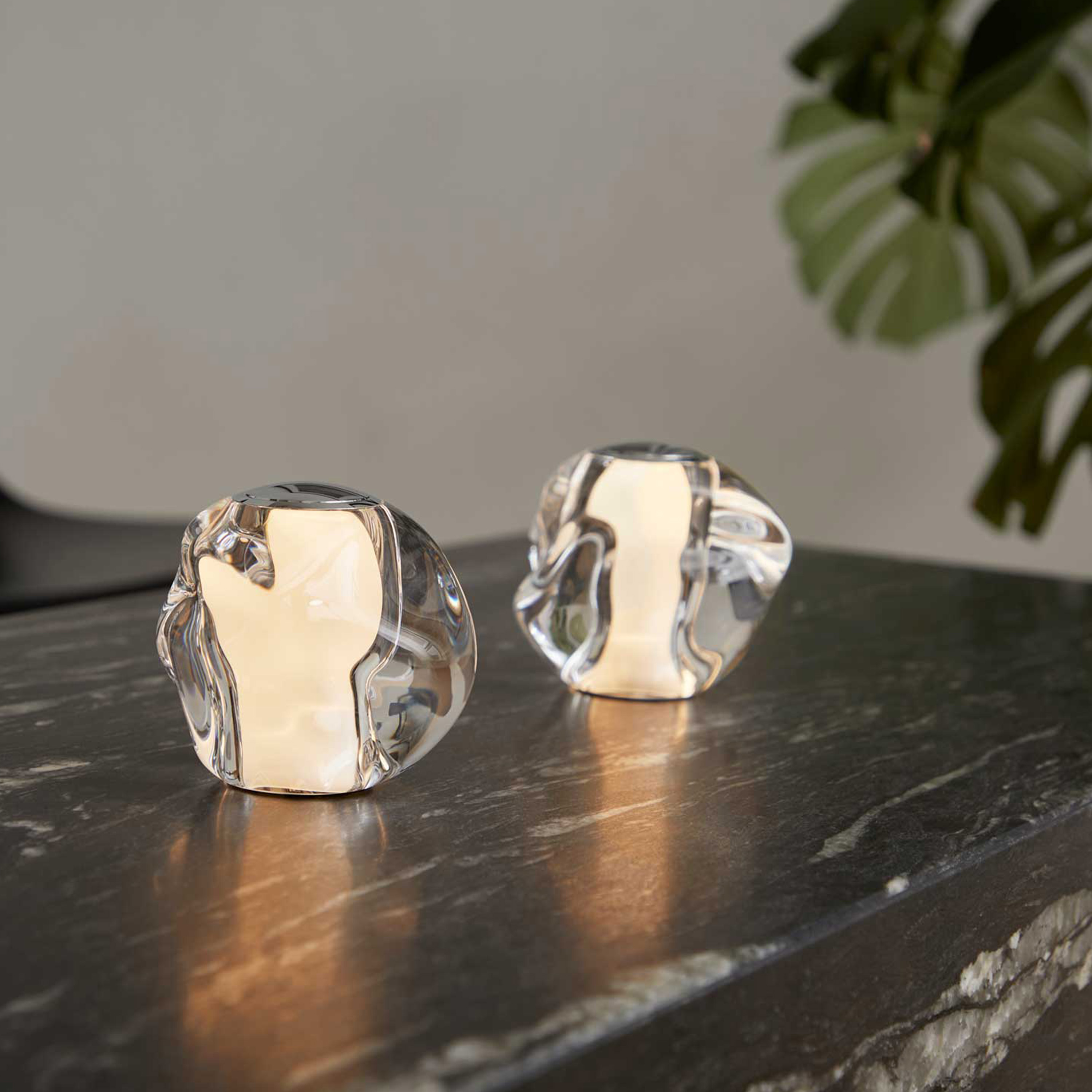 LOOM Design Ice Ball Portabel Bordlampe Chrome