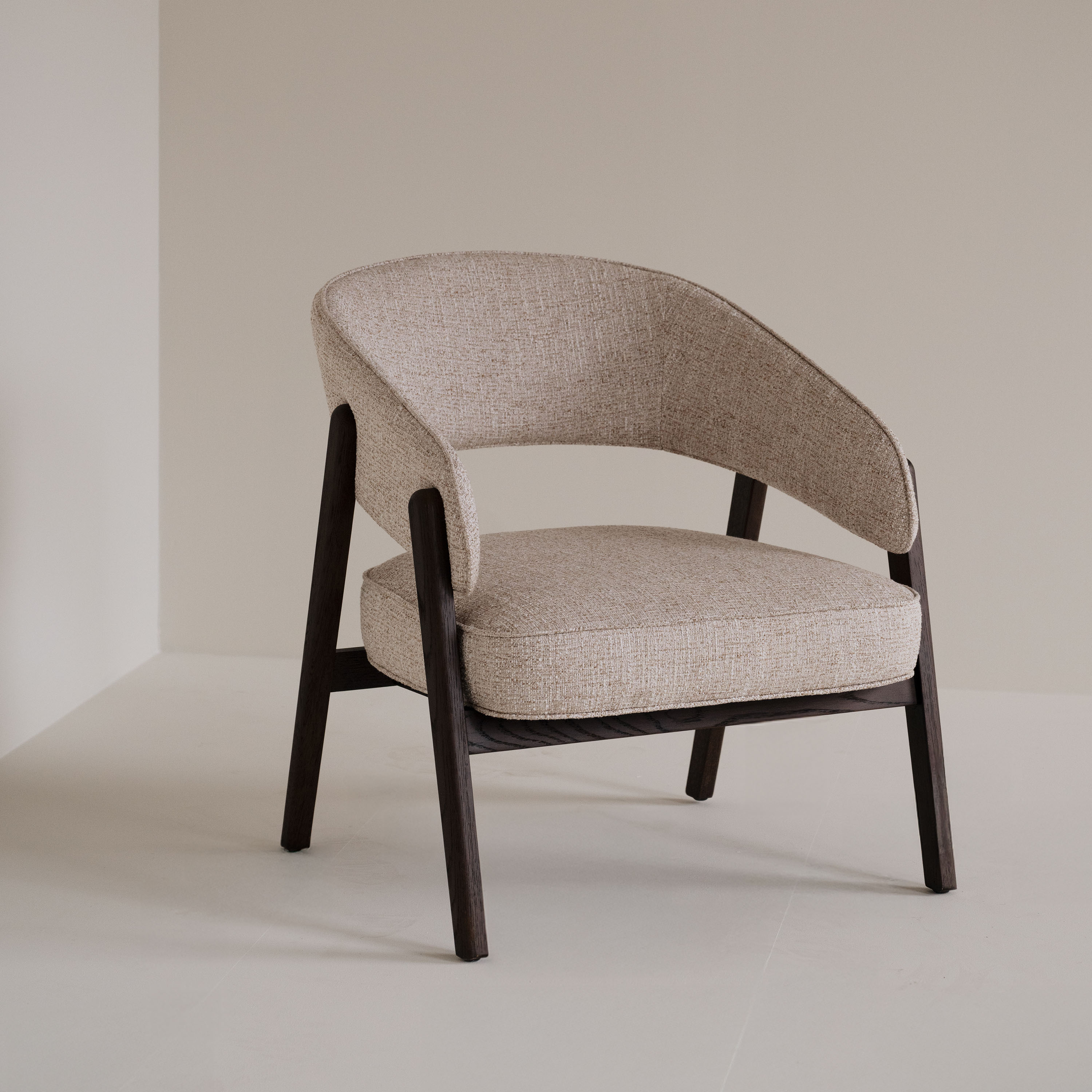 Rowico Home Barnaby Loungesessel Hellbeige/Eiche