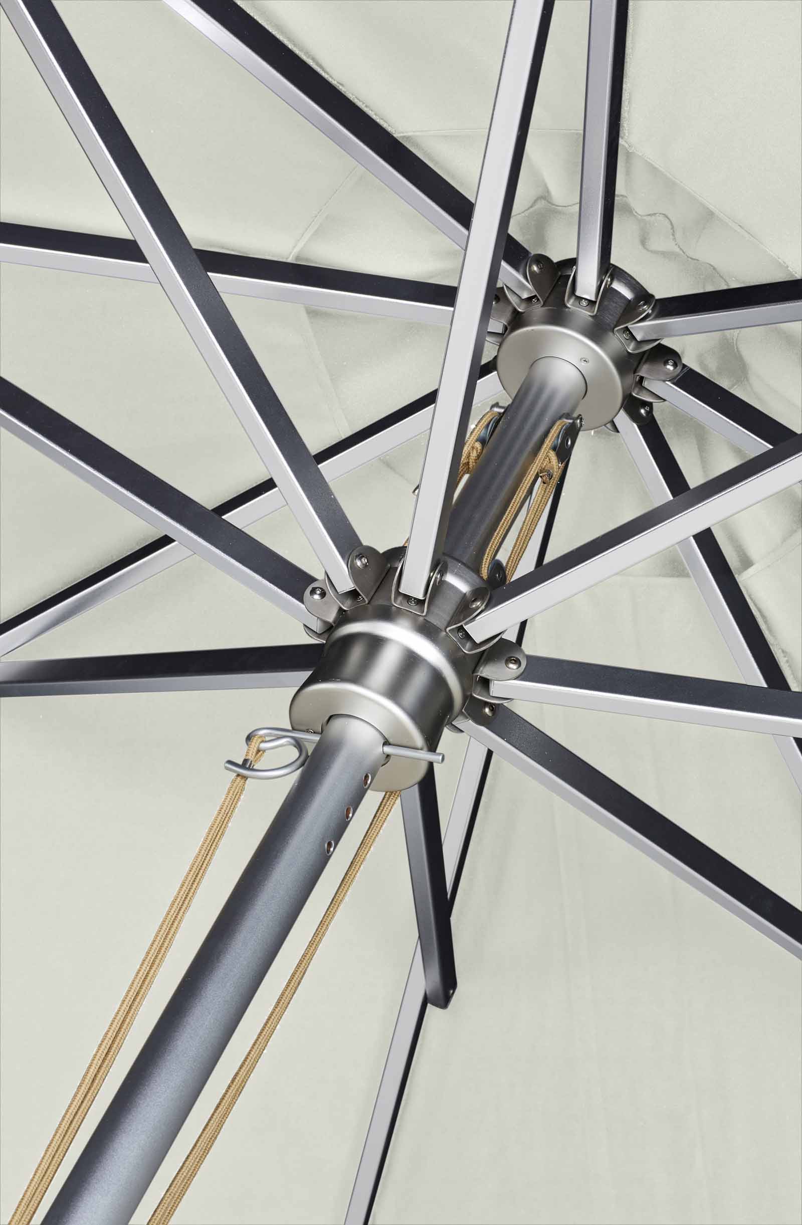 Cinas Antibes parasoll Off-White/Alu Ø330