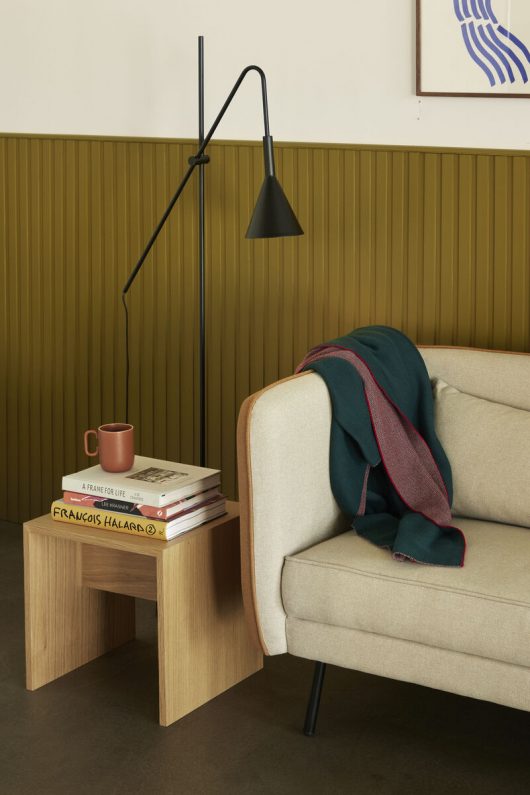 Hübsch Less Sidebord Natur