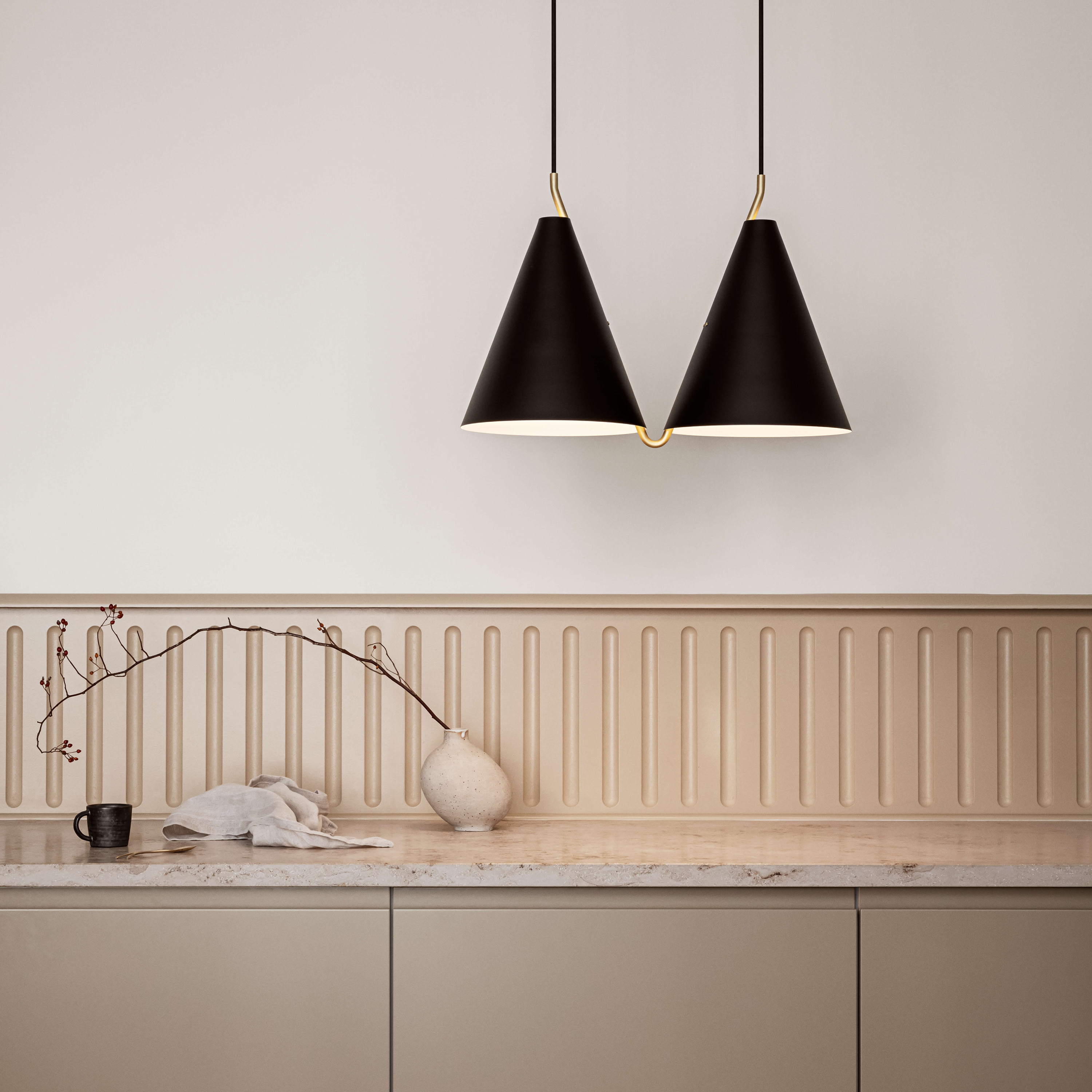 LYFA Mosaik Side By Side II Kattovalaisin Musta