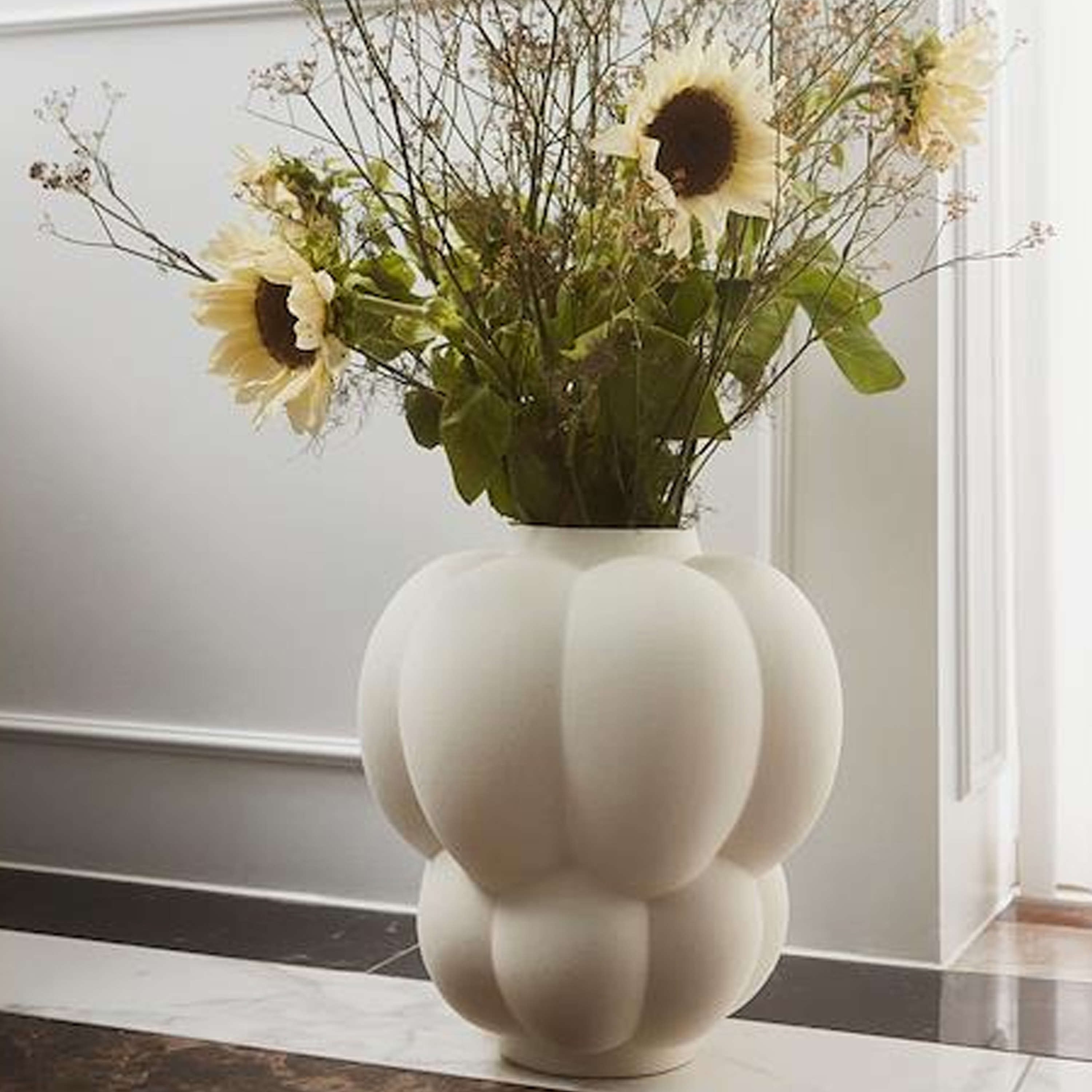 AYTM Uva Vase Keramik Creme 35cm