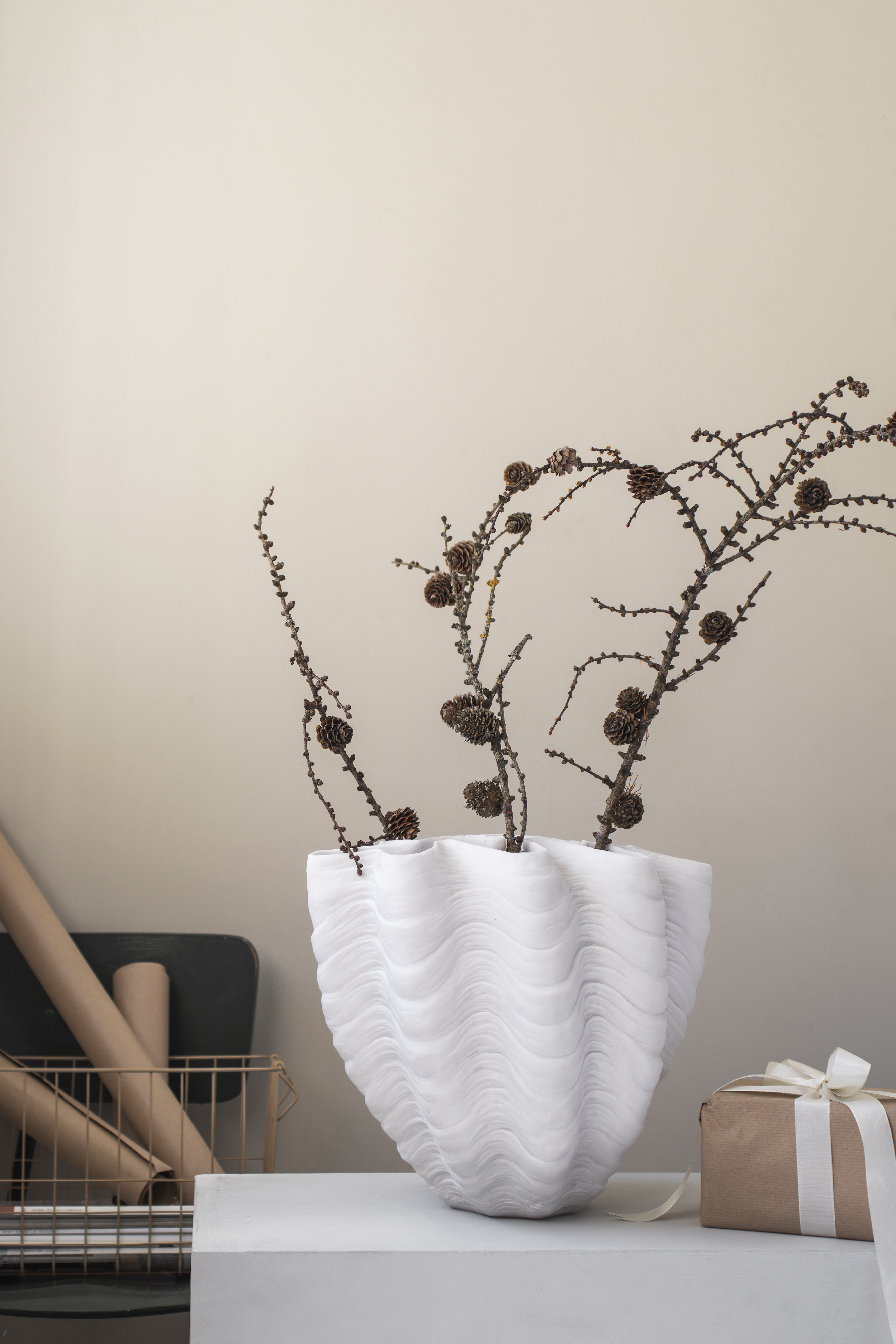 Mette Ditmer Shell Vas Offwhite Large