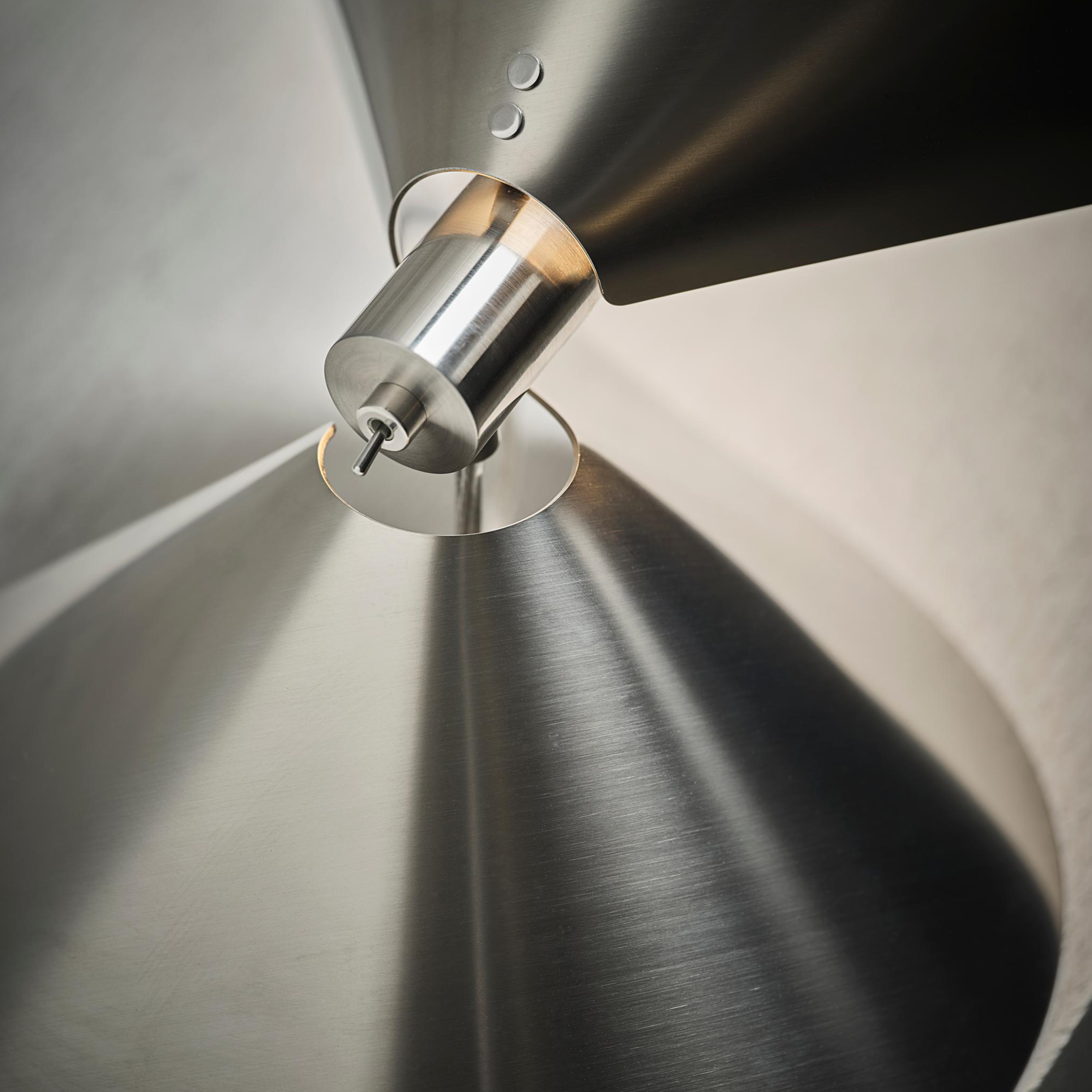 Frandsen Peel Tischleuchte Brushed Stainless Steel