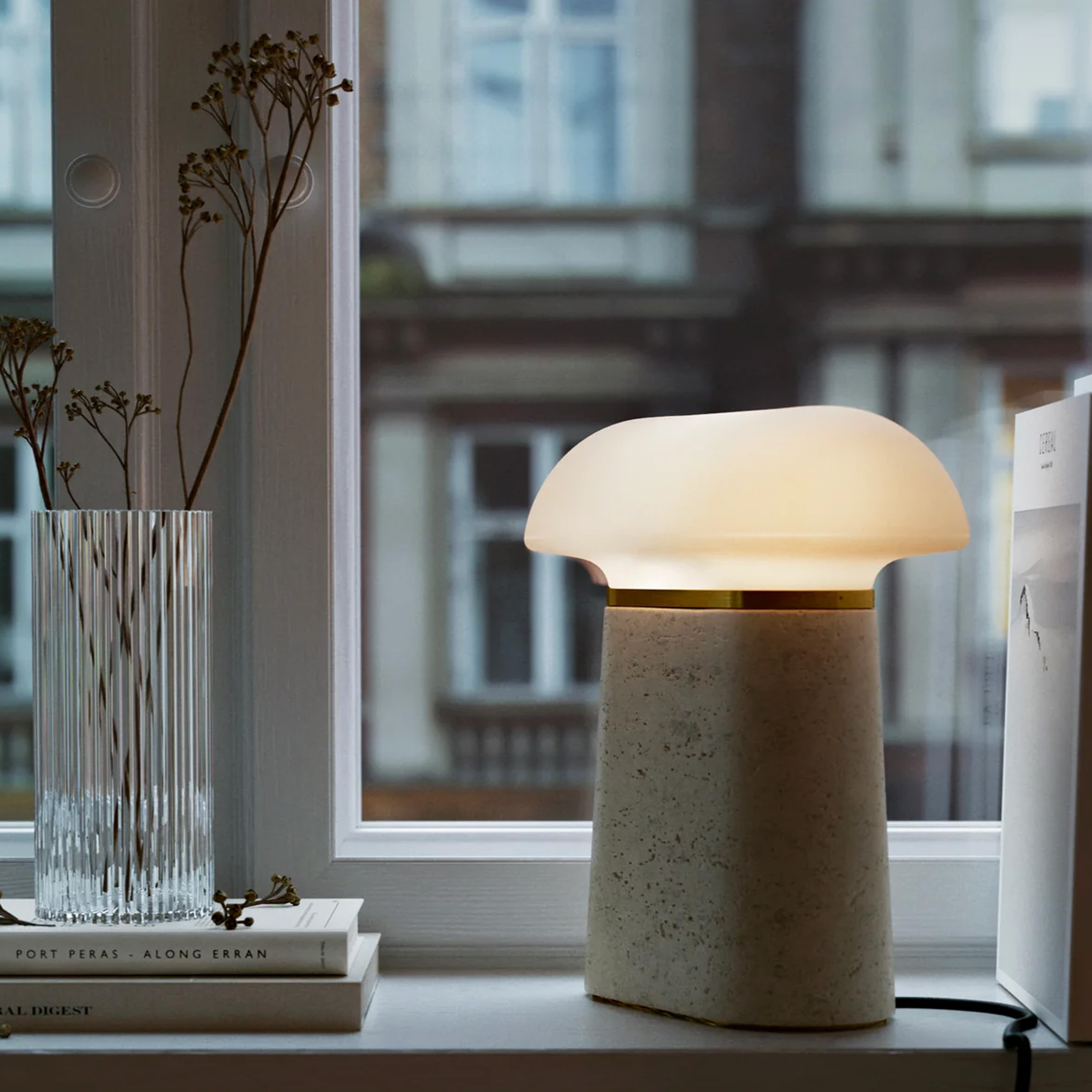 Woud Nova Bordlampe Elfenben 27 cm