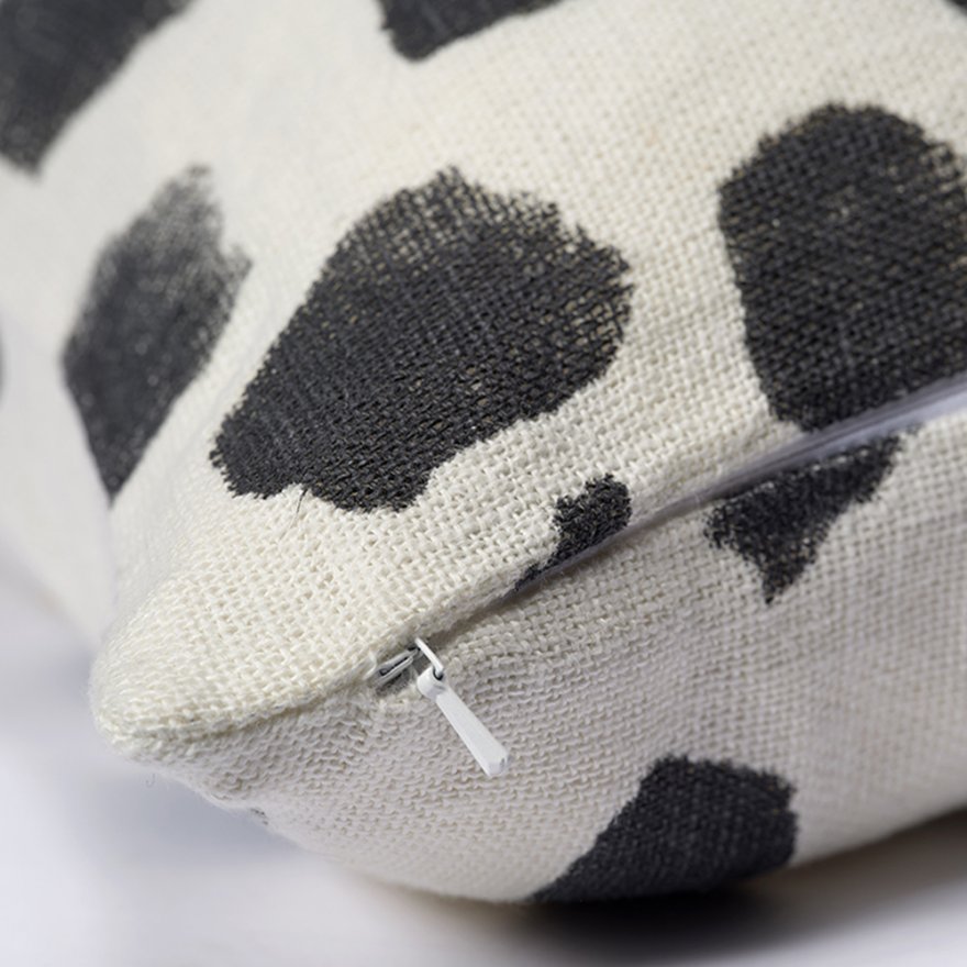 Classic Collection Dotty Putetrekk Lin Hvit/Svart 50x50