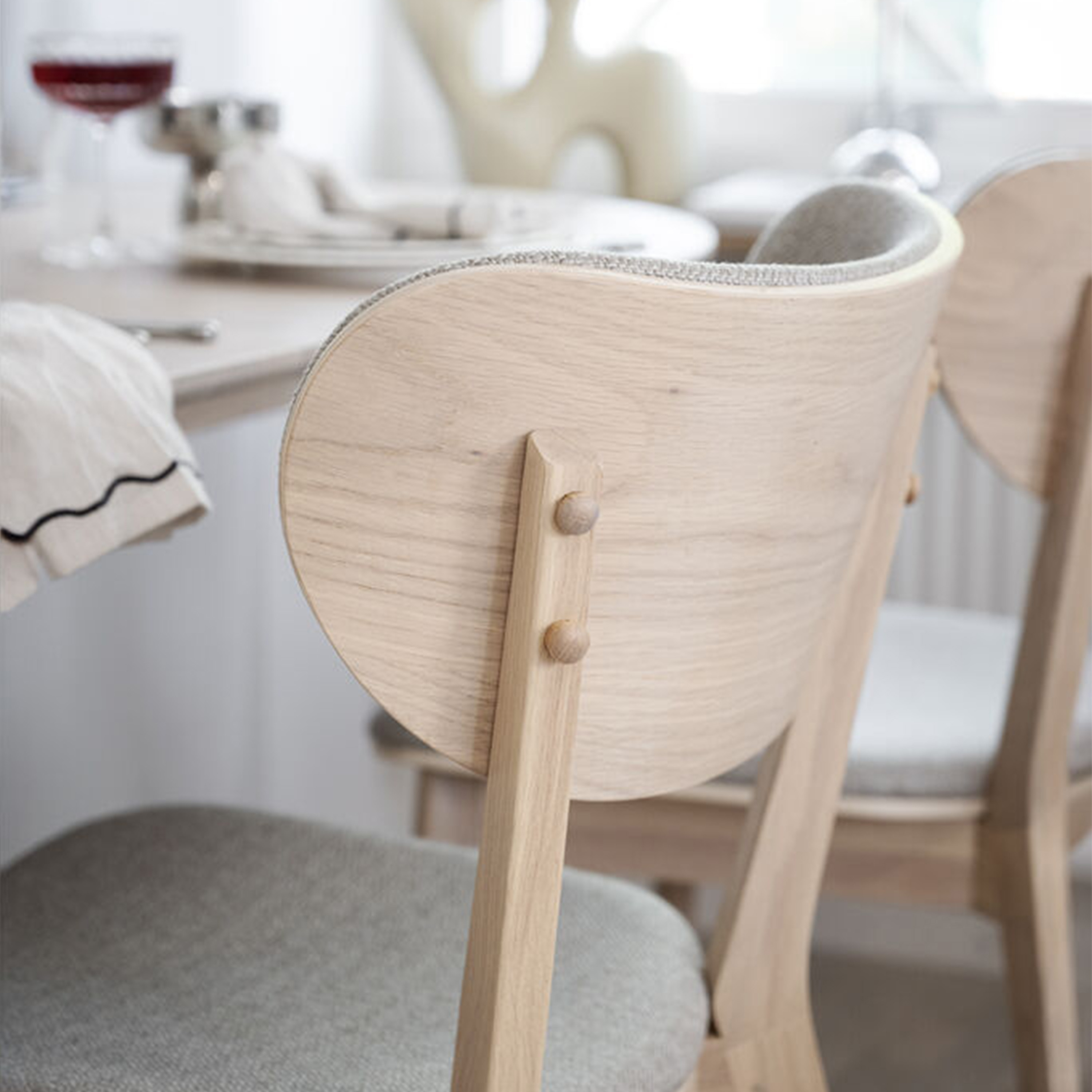 Rowico Home Kato Matstol Vitpigmenterad/Ljusgrå