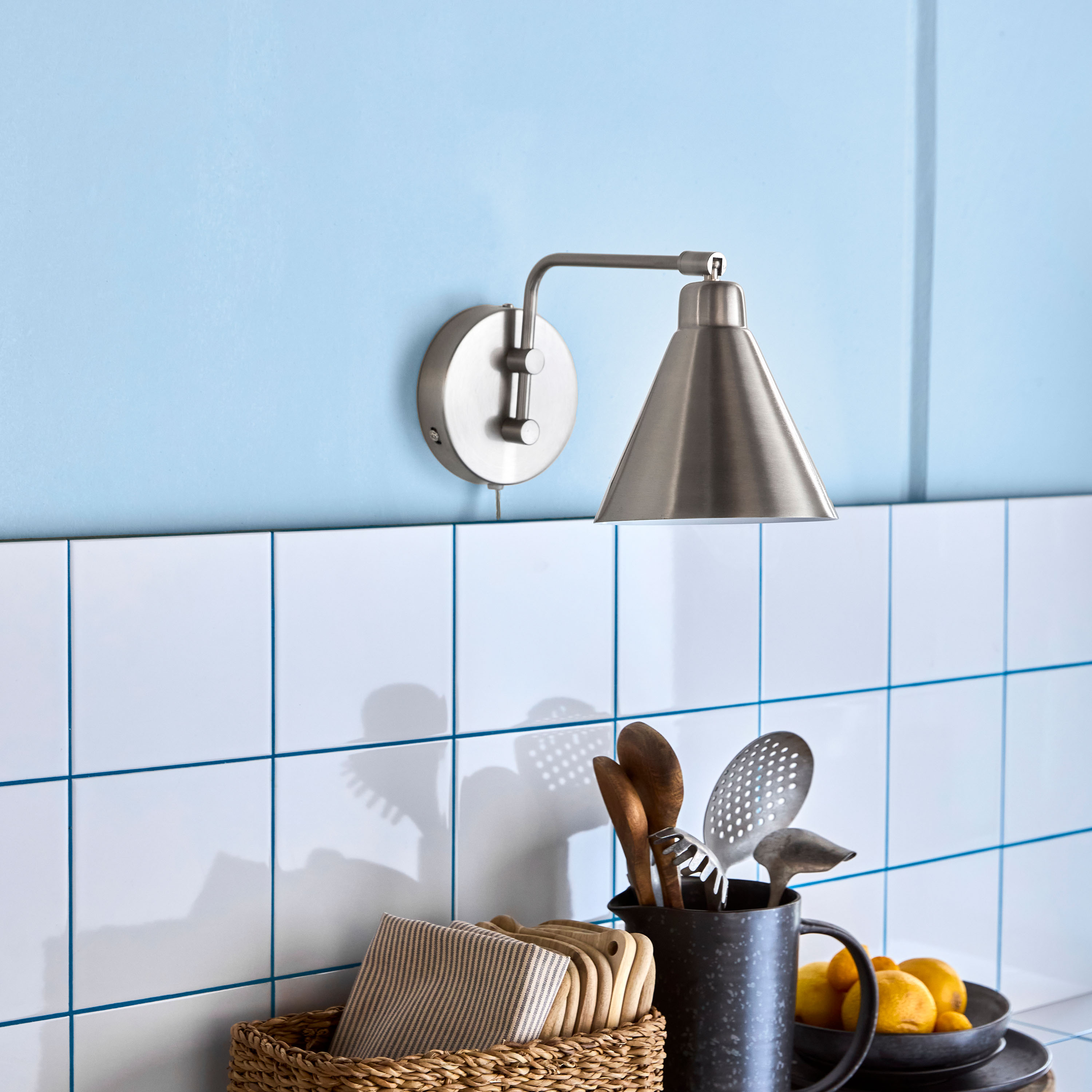 House Doctor Game Vägglampa Brushed Silver Finish 18cm