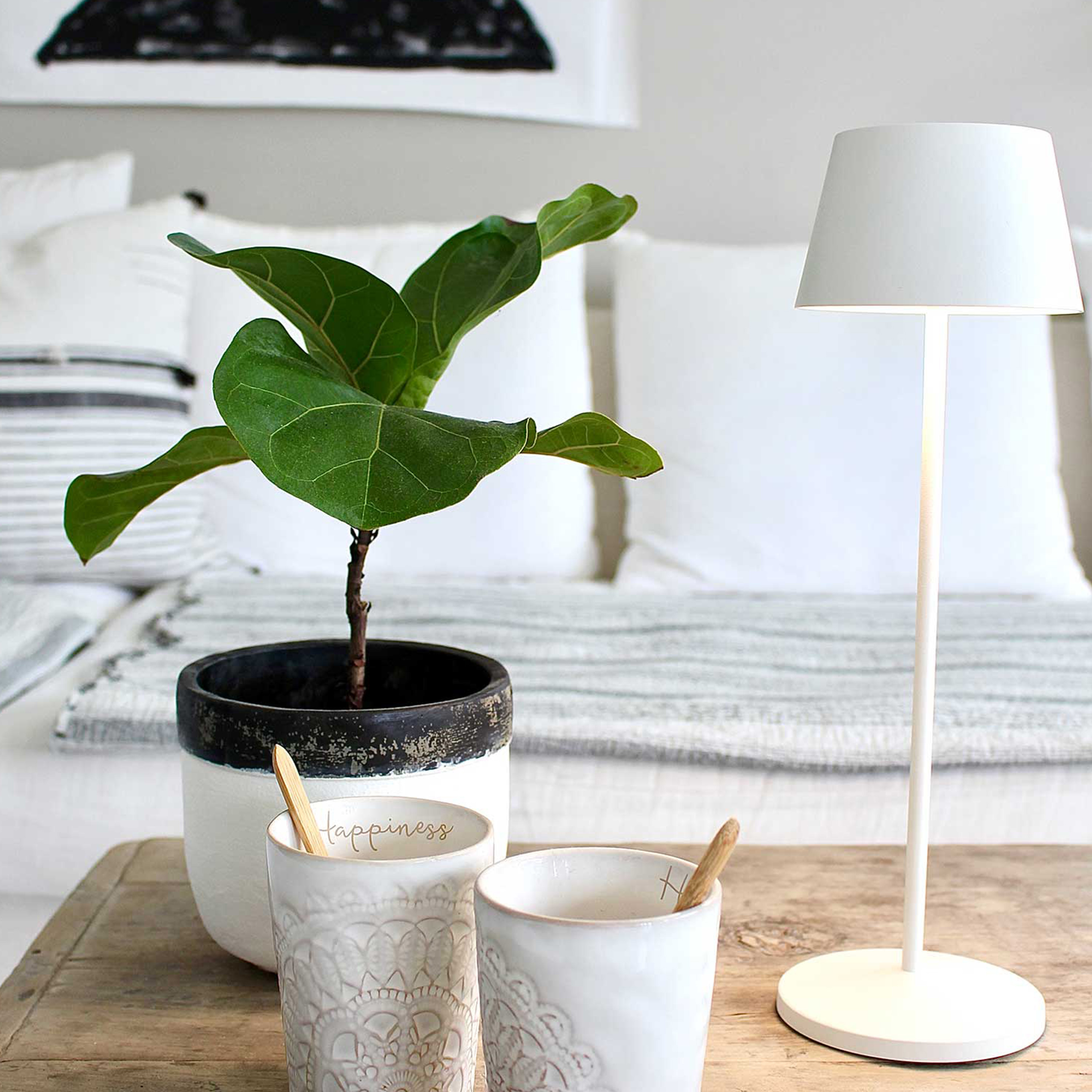 LOOM Design Modi Ladattava Pöytävalaisin White