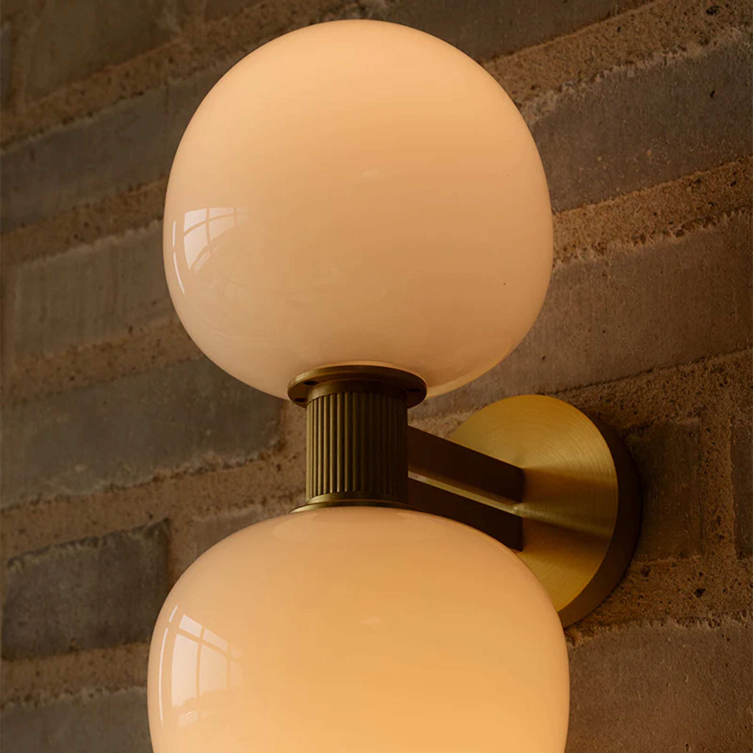 LYFA Memoir II Seinävalaisin Messinki 28cm