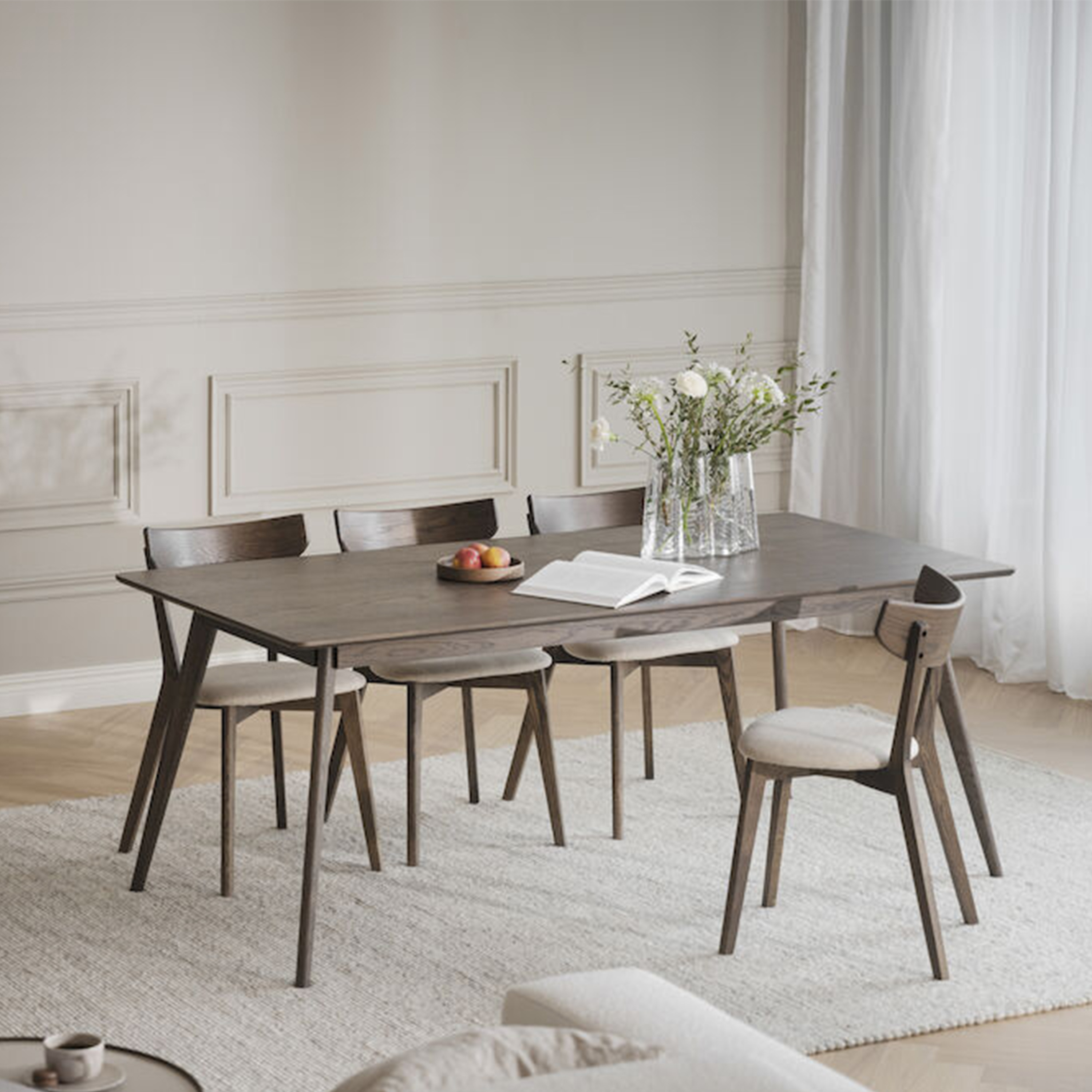 Rowico Home Yumi Esstisch Braun 190cm